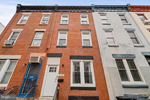 Townhouse For Rent - 1331 N Newkirk Street<br/> PHILADELPHIA, PA 19121