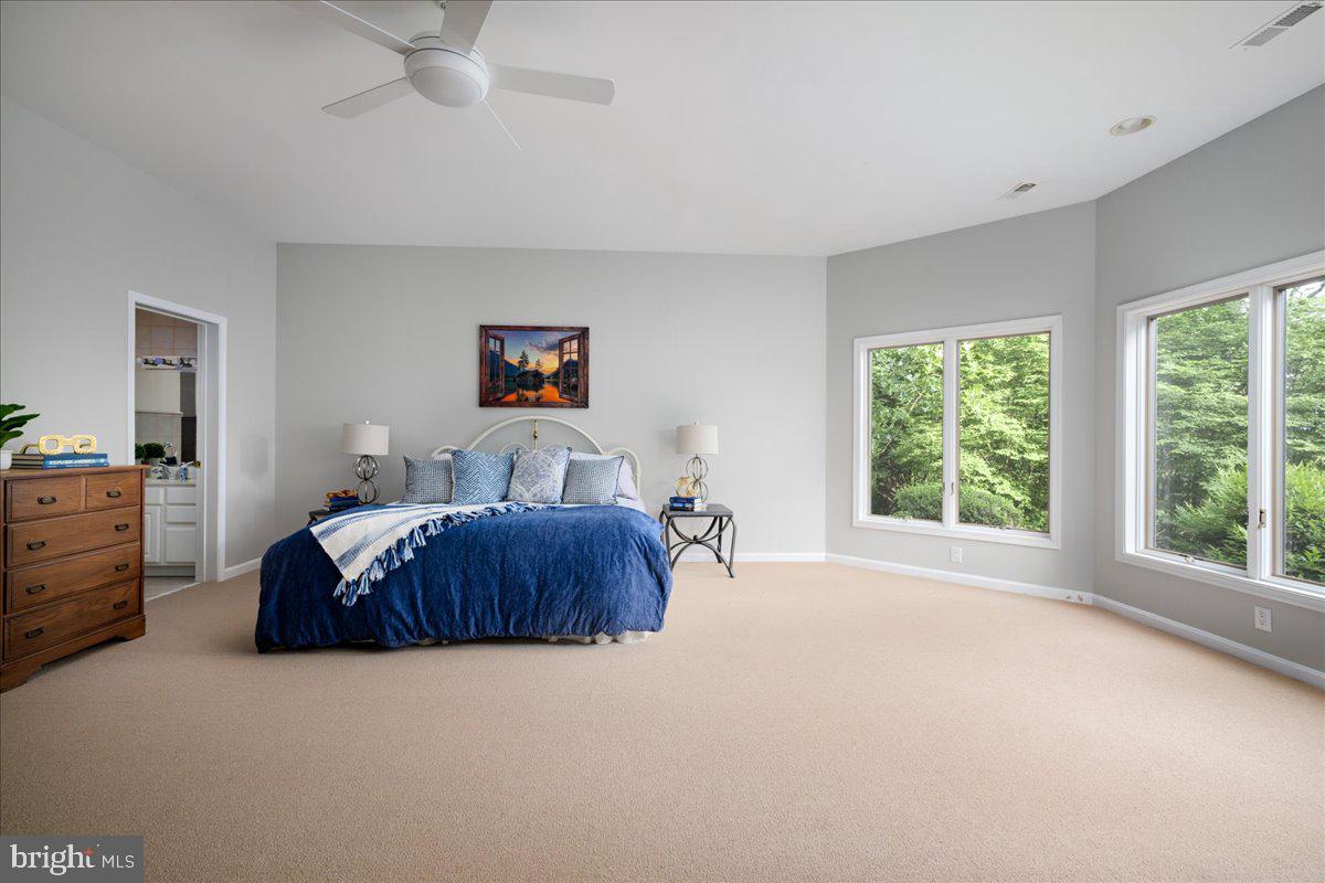 CREST RIVER FARMS - Residential