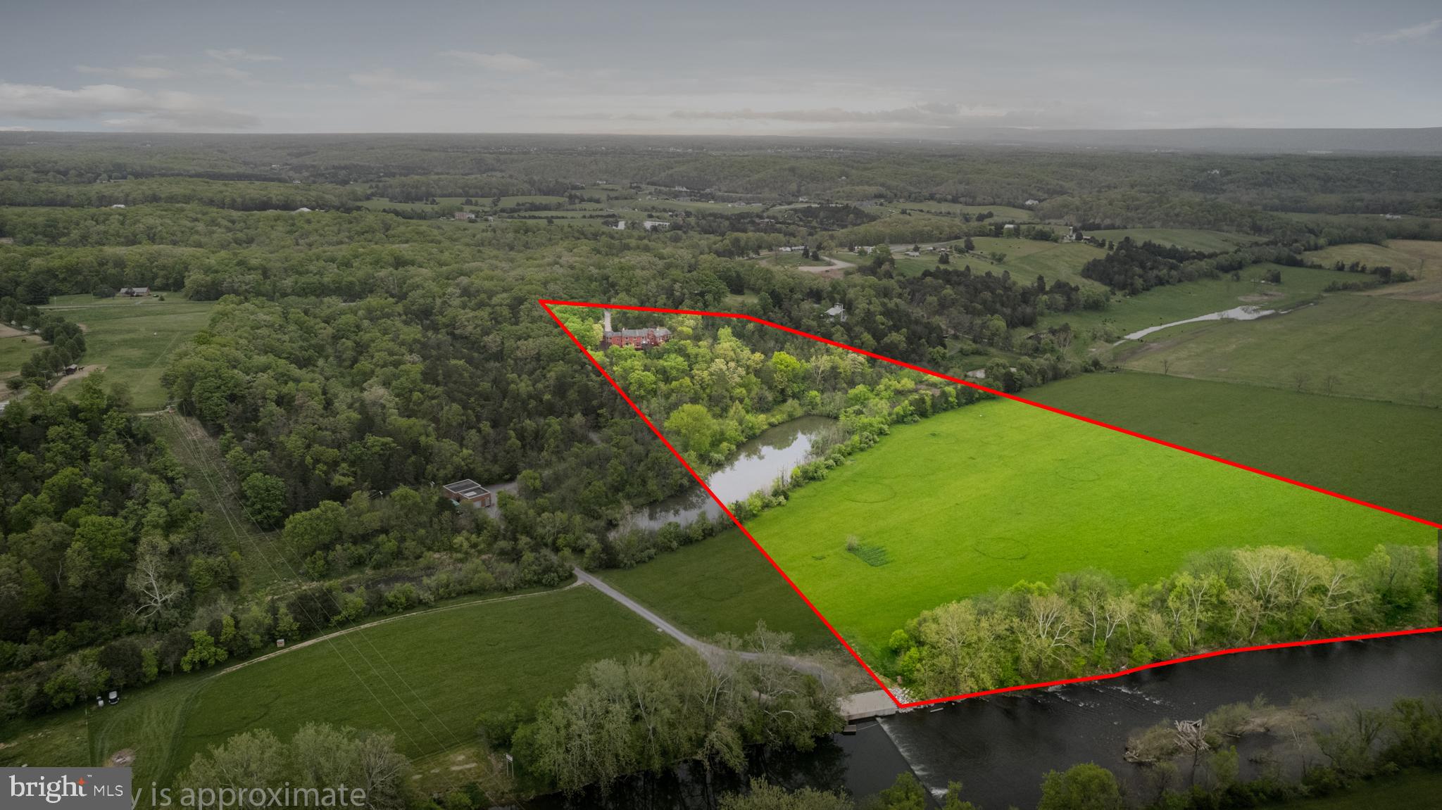 CREST RIVER FARMS - Residential