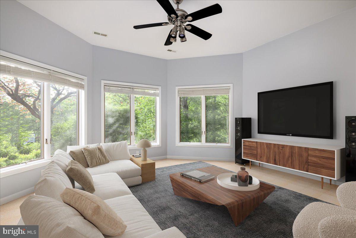 CREST RIVER FARMS - Residential