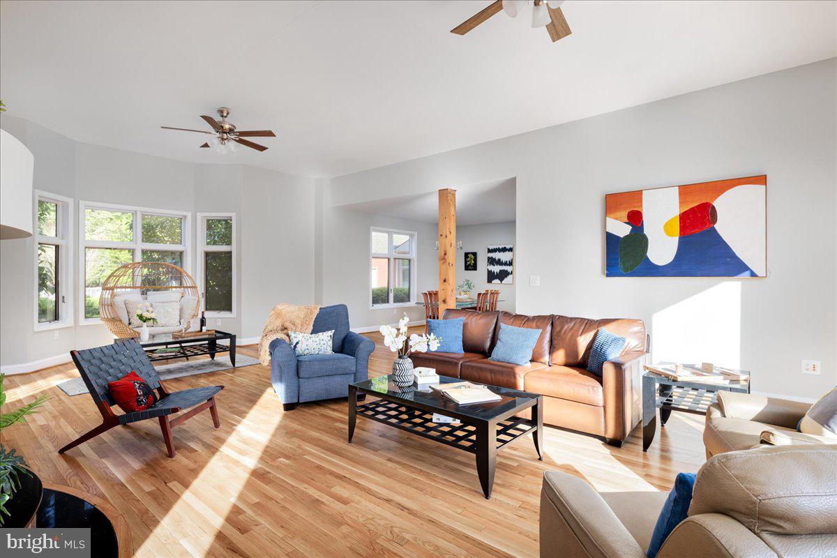 CREST RIVER FARMS - Residential