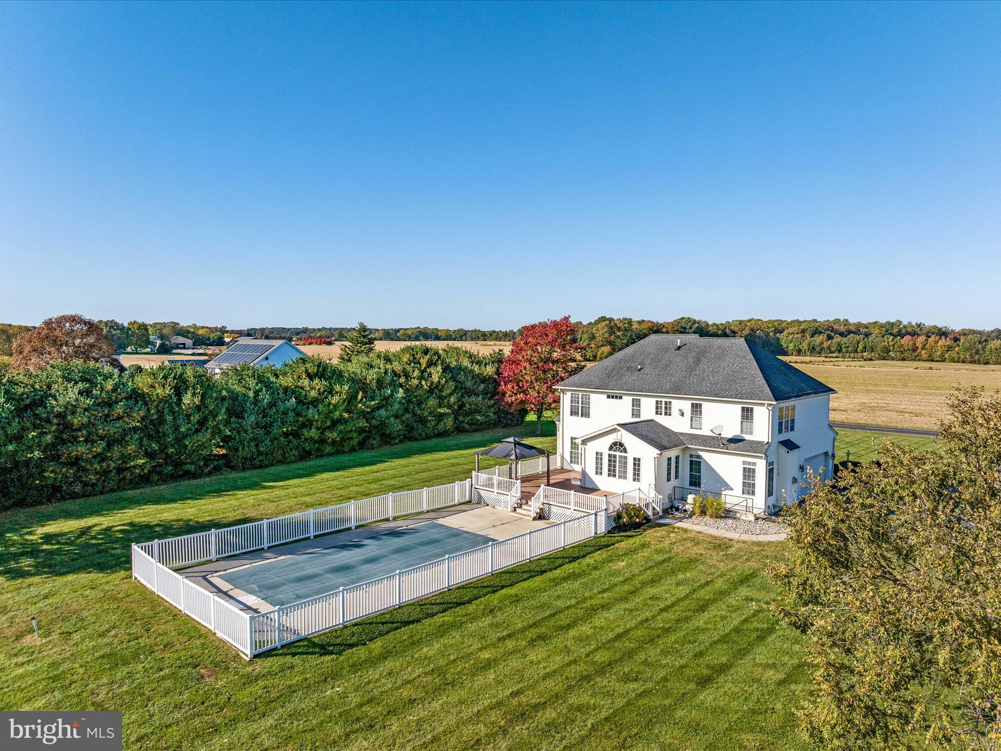 AUTUMN ACRES - Residential