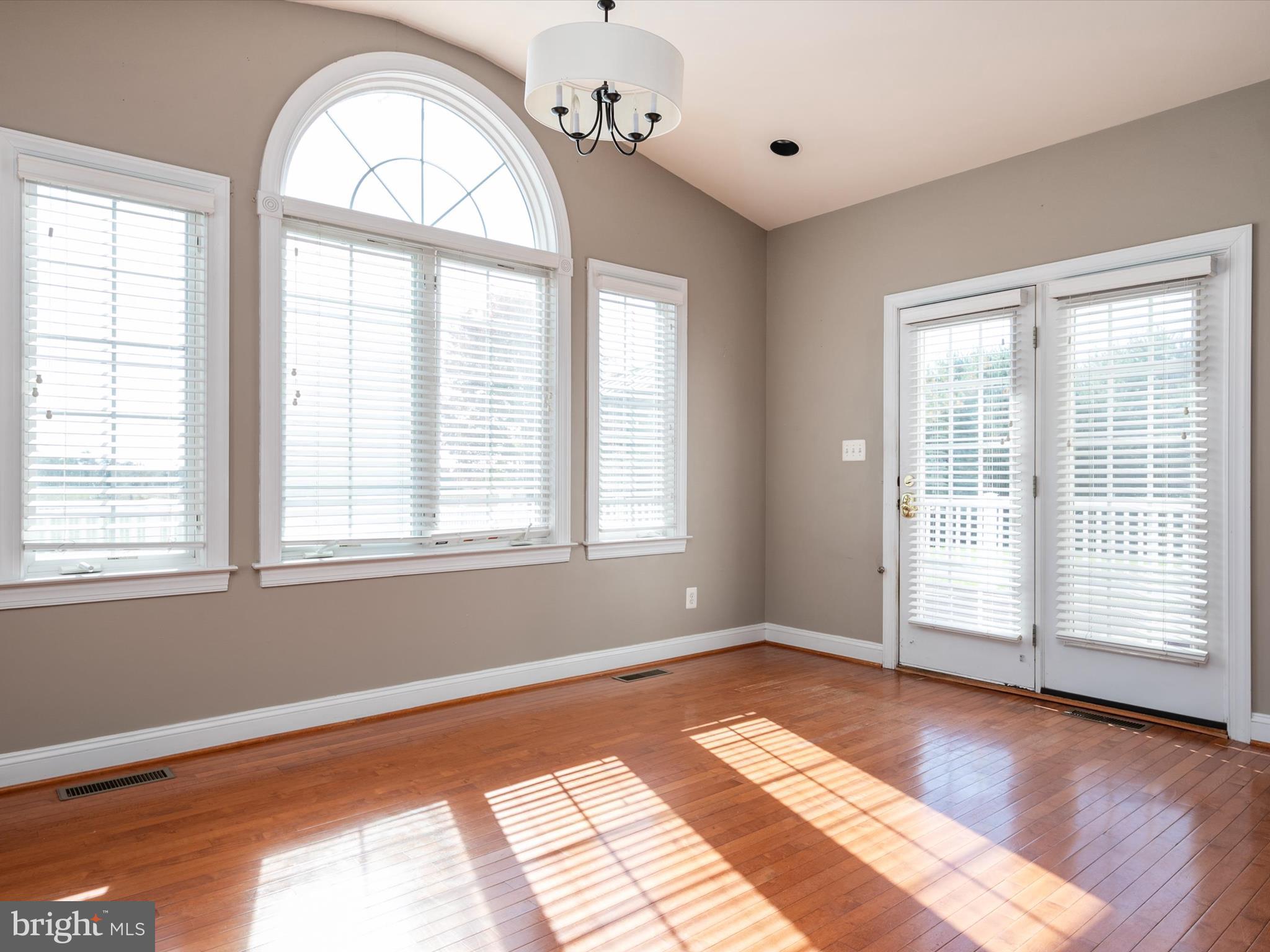 AUTUMN ACRES - Residential