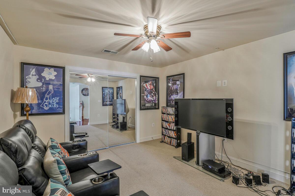 CENTRAL PARKE COLONIAL CHARLES - Residential