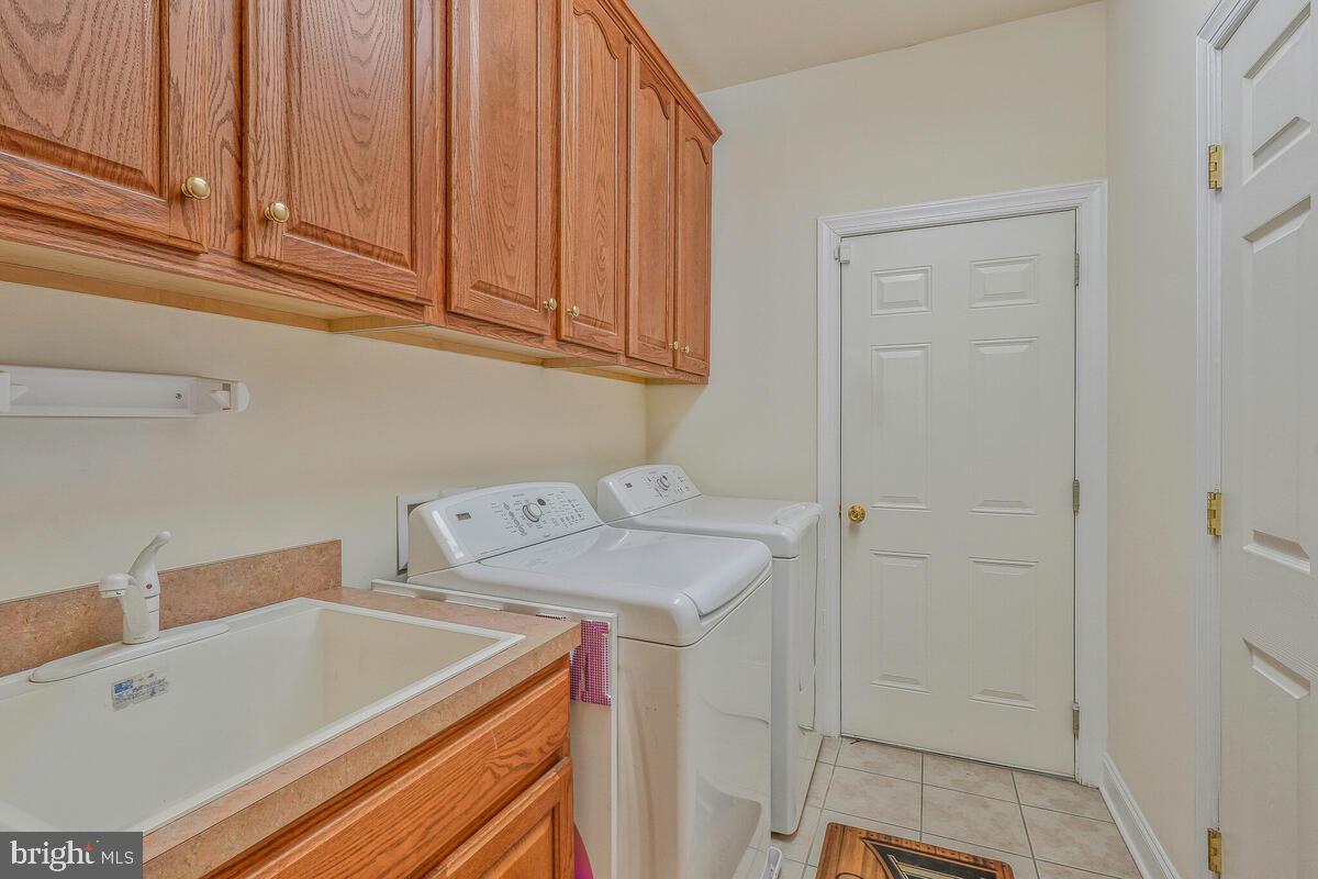 CENTRAL PARKE COLONIAL CHARLES - Residential