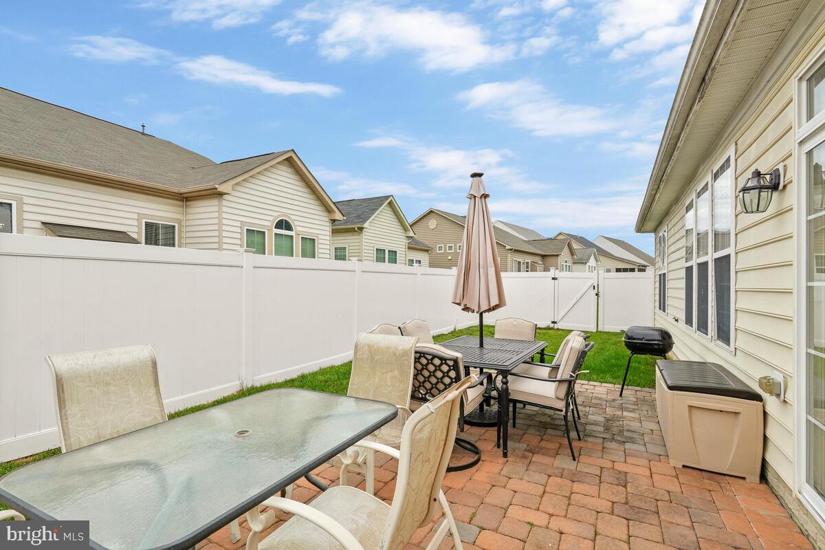 CENTRAL PARKE COLONIAL CHARLES - Residential