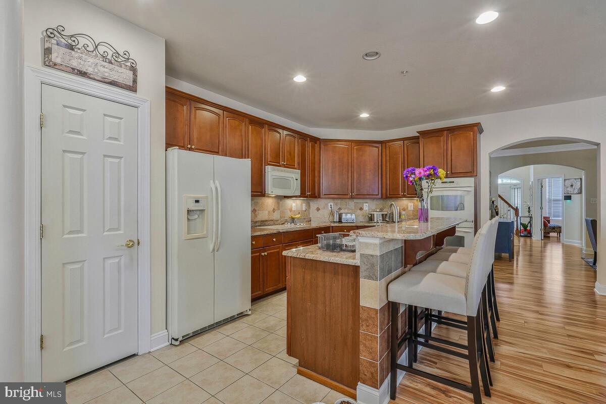 CENTRAL PARKE COLONIAL CHARLES - Residential