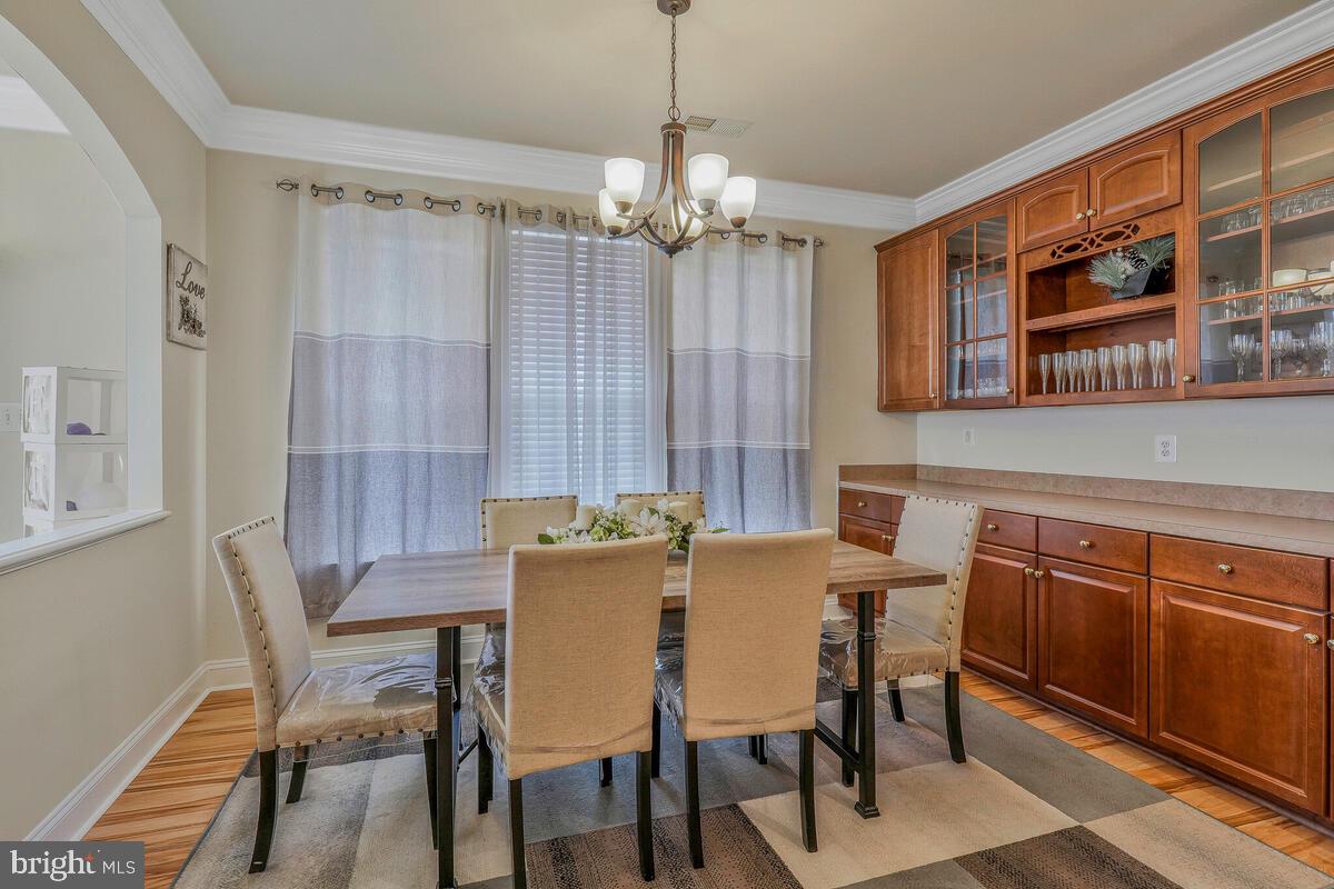 CENTRAL PARKE COLONIAL CHARLES - Residential