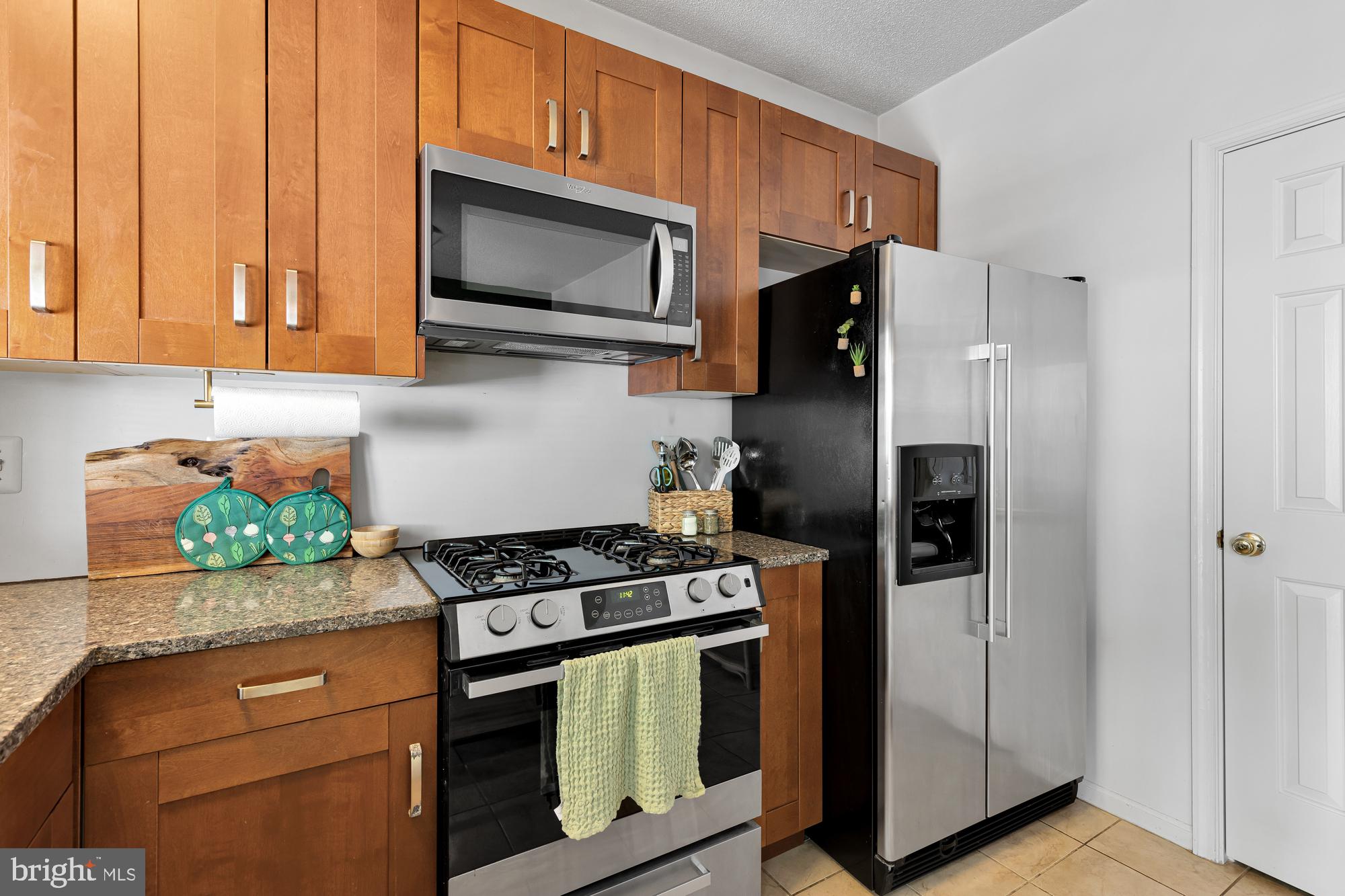 WOODSTONE - Residential