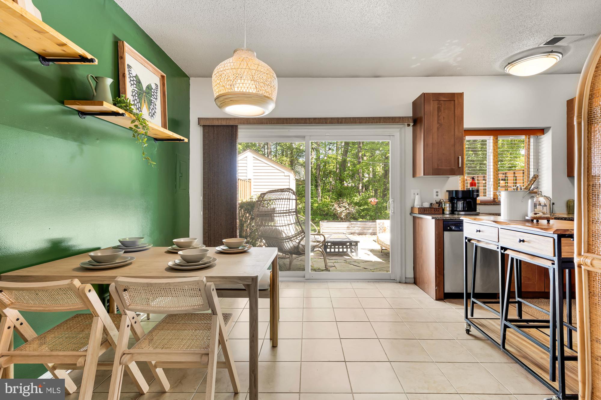 WOODSTONE - Residential