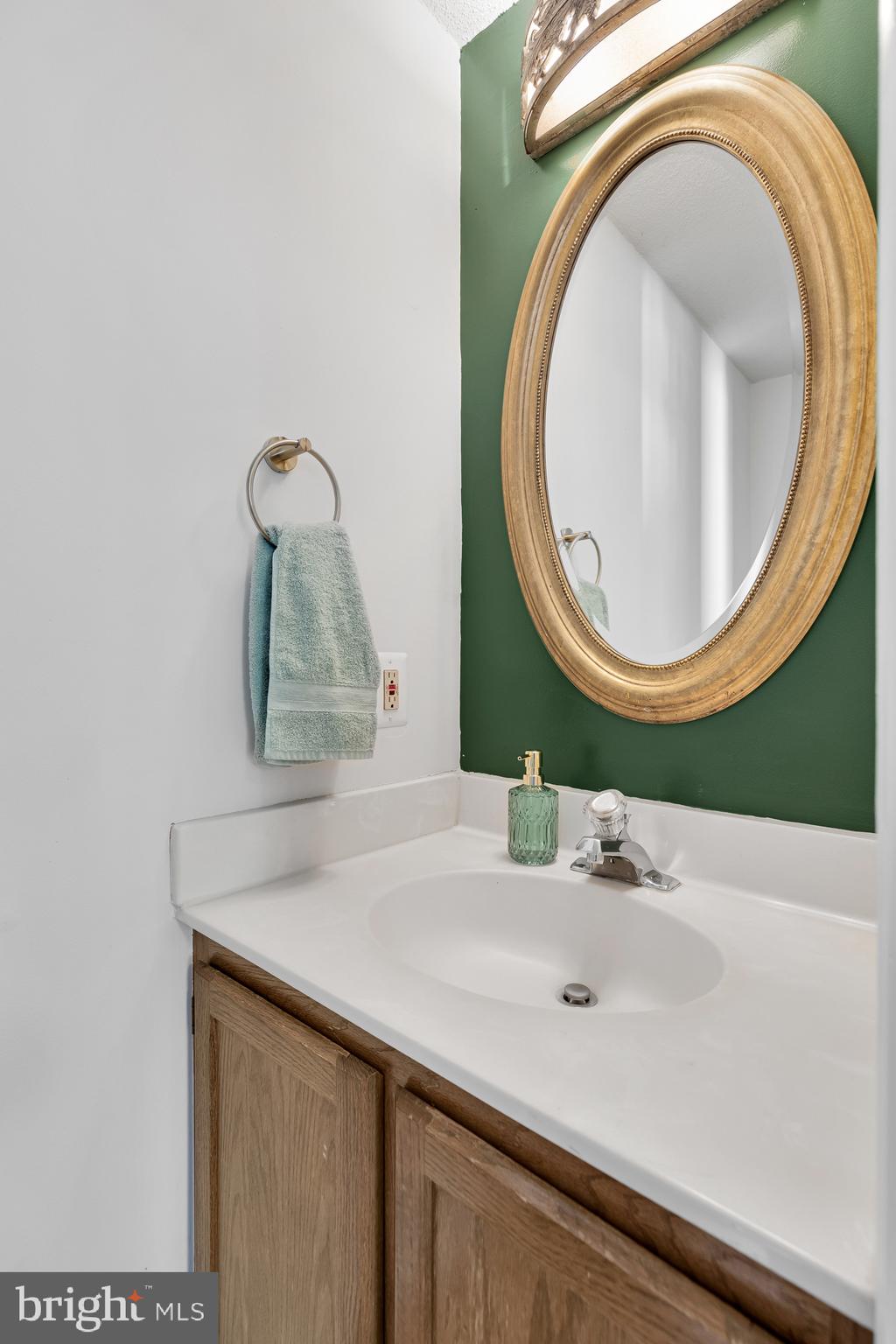 WOODSTONE - Residential