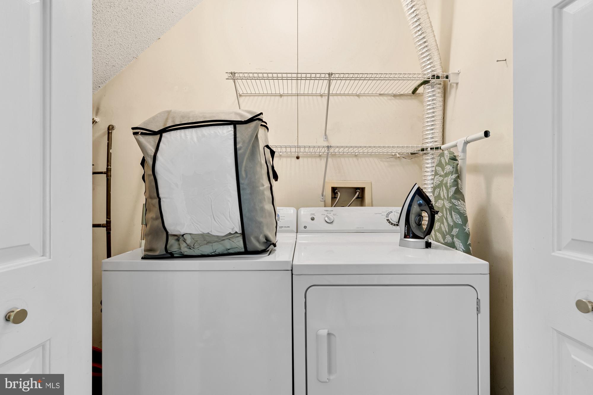 WOODSTONE - Residential