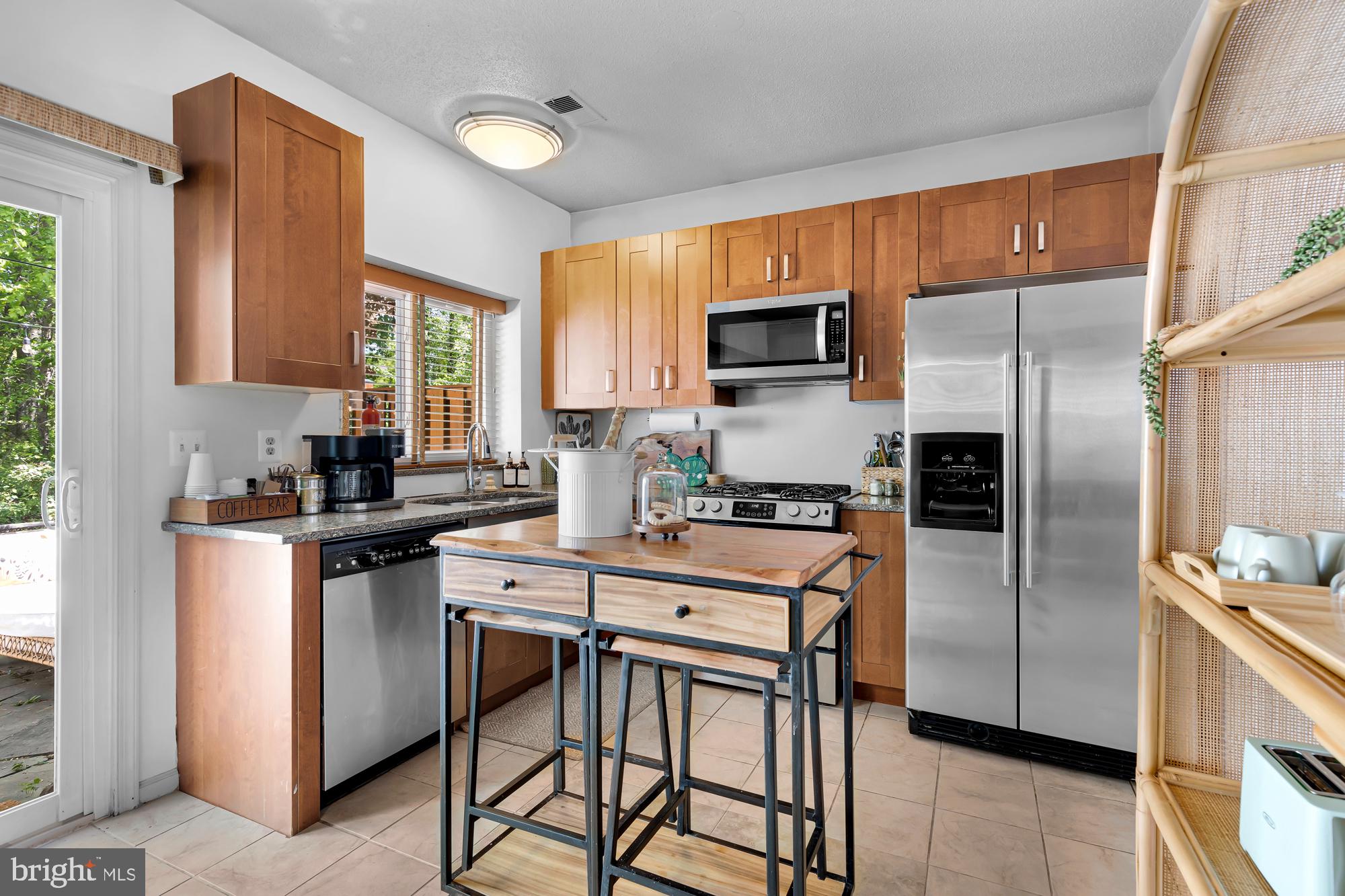 WOODSTONE - Residential