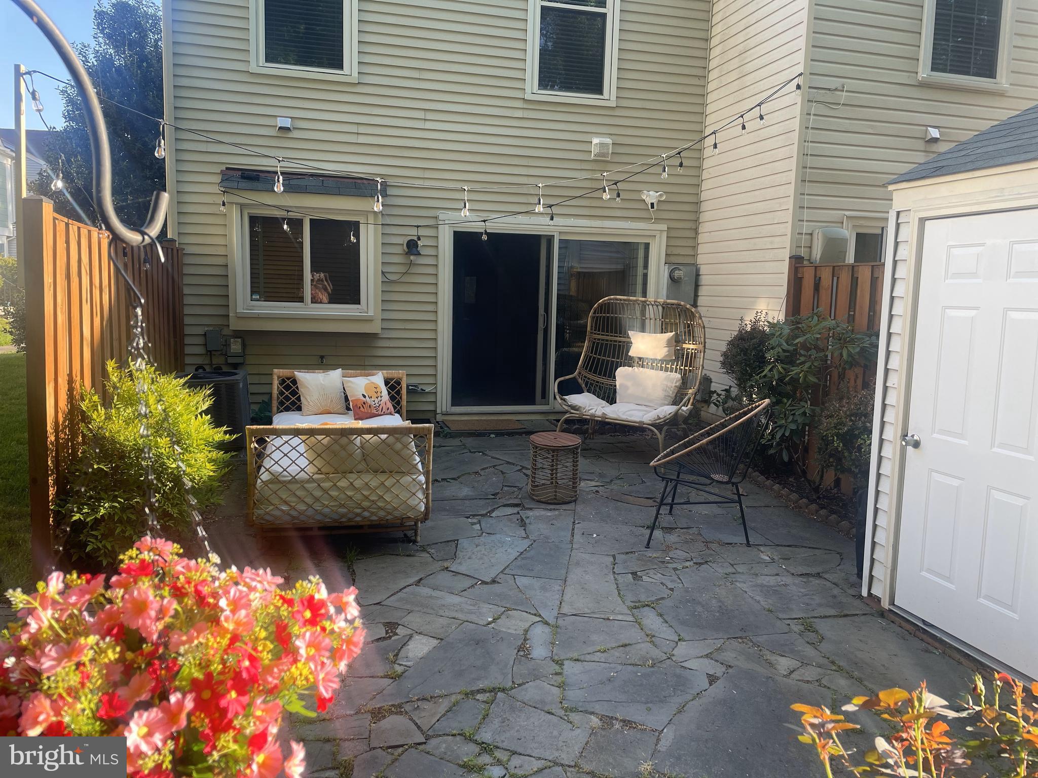 WOODSTONE - Residential