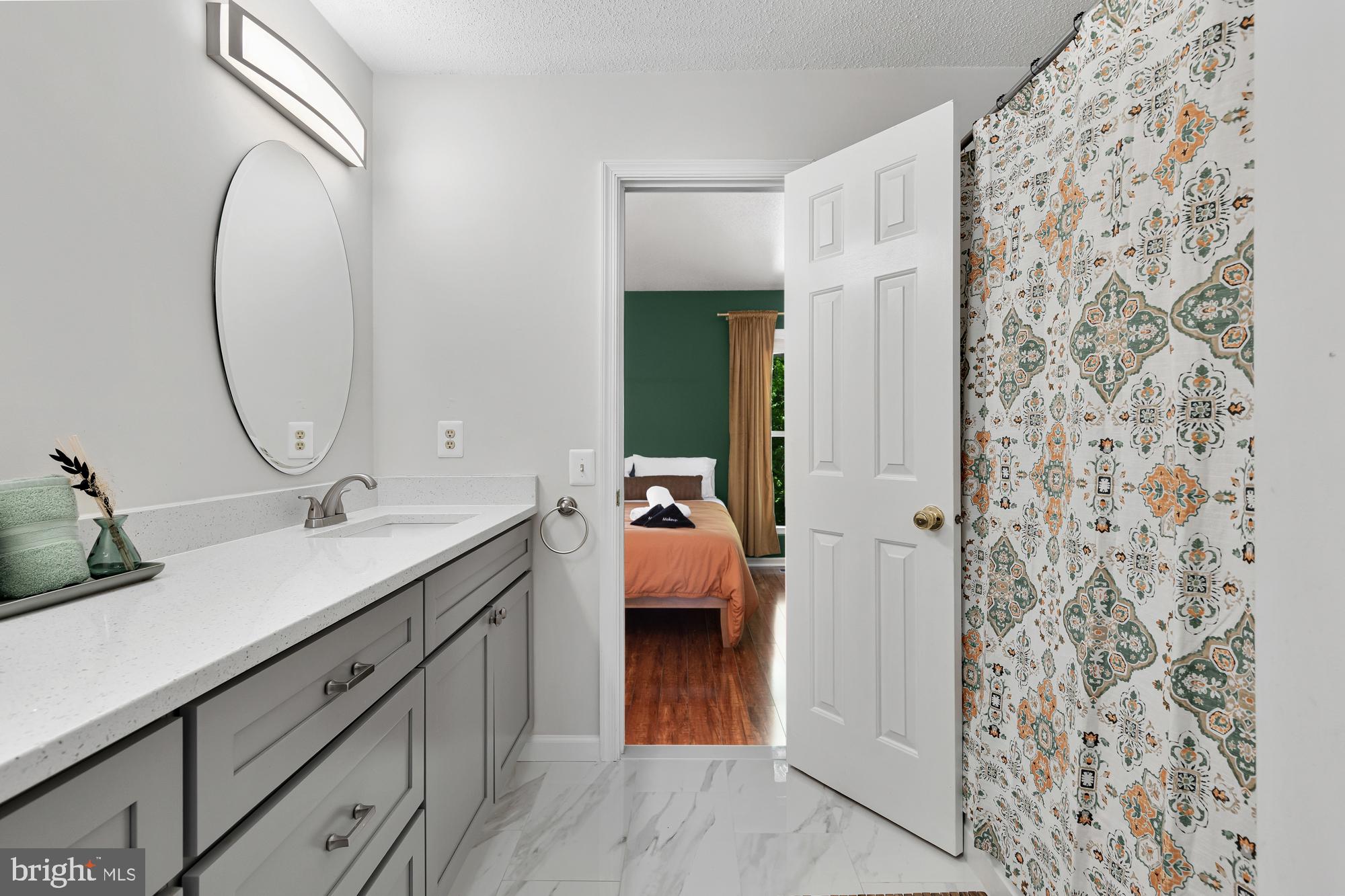 WOODSTONE - Residential