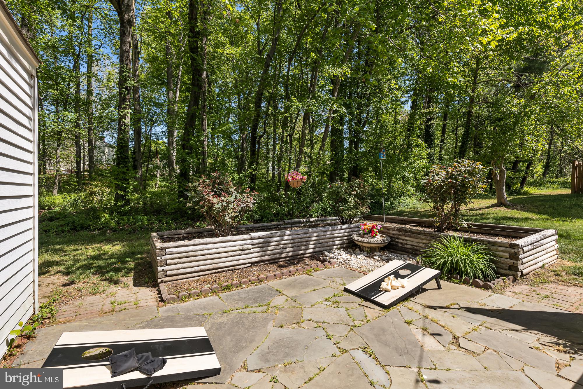 WOODSTONE - Residential