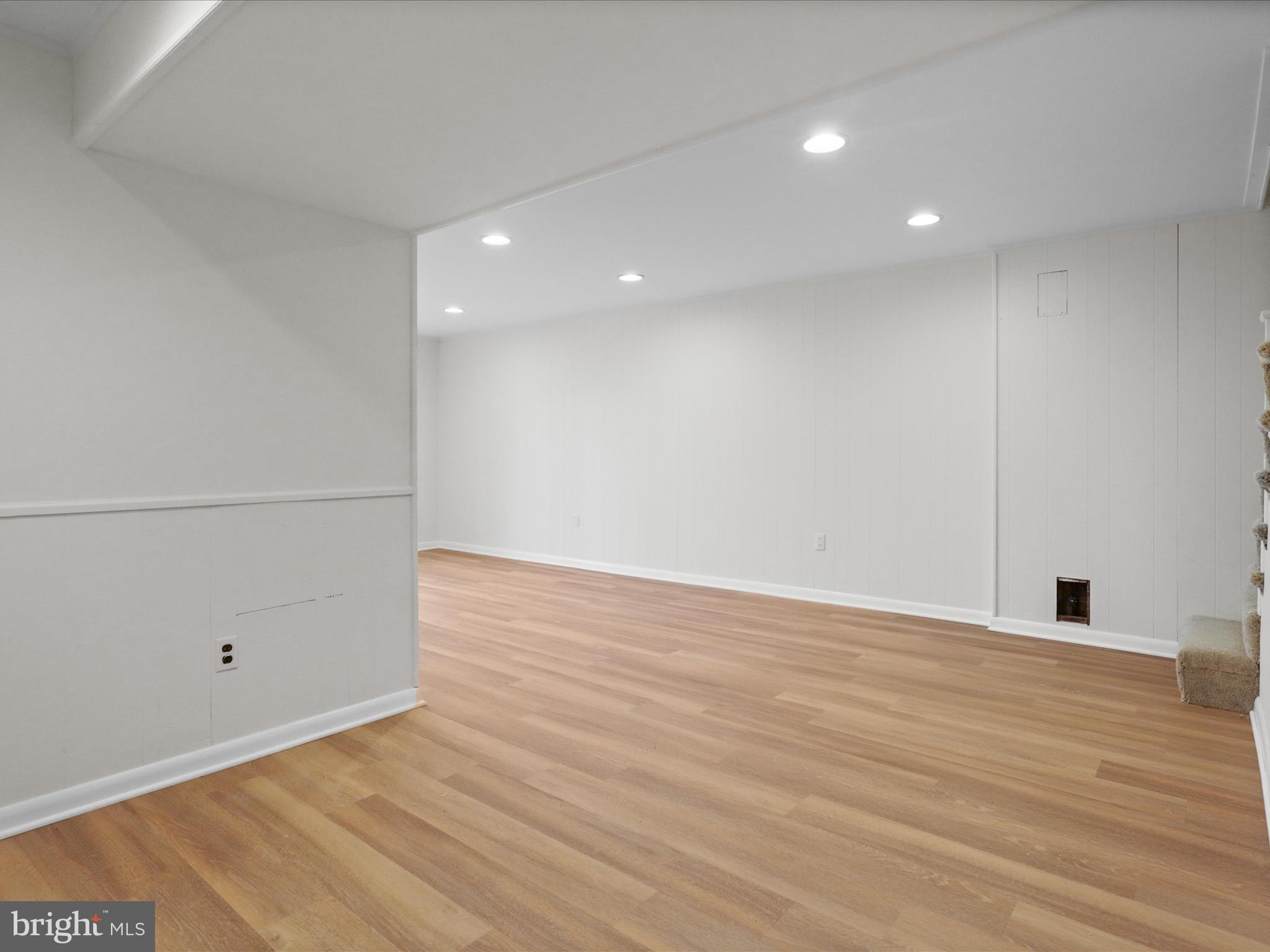 BELLE WOOD - Residential