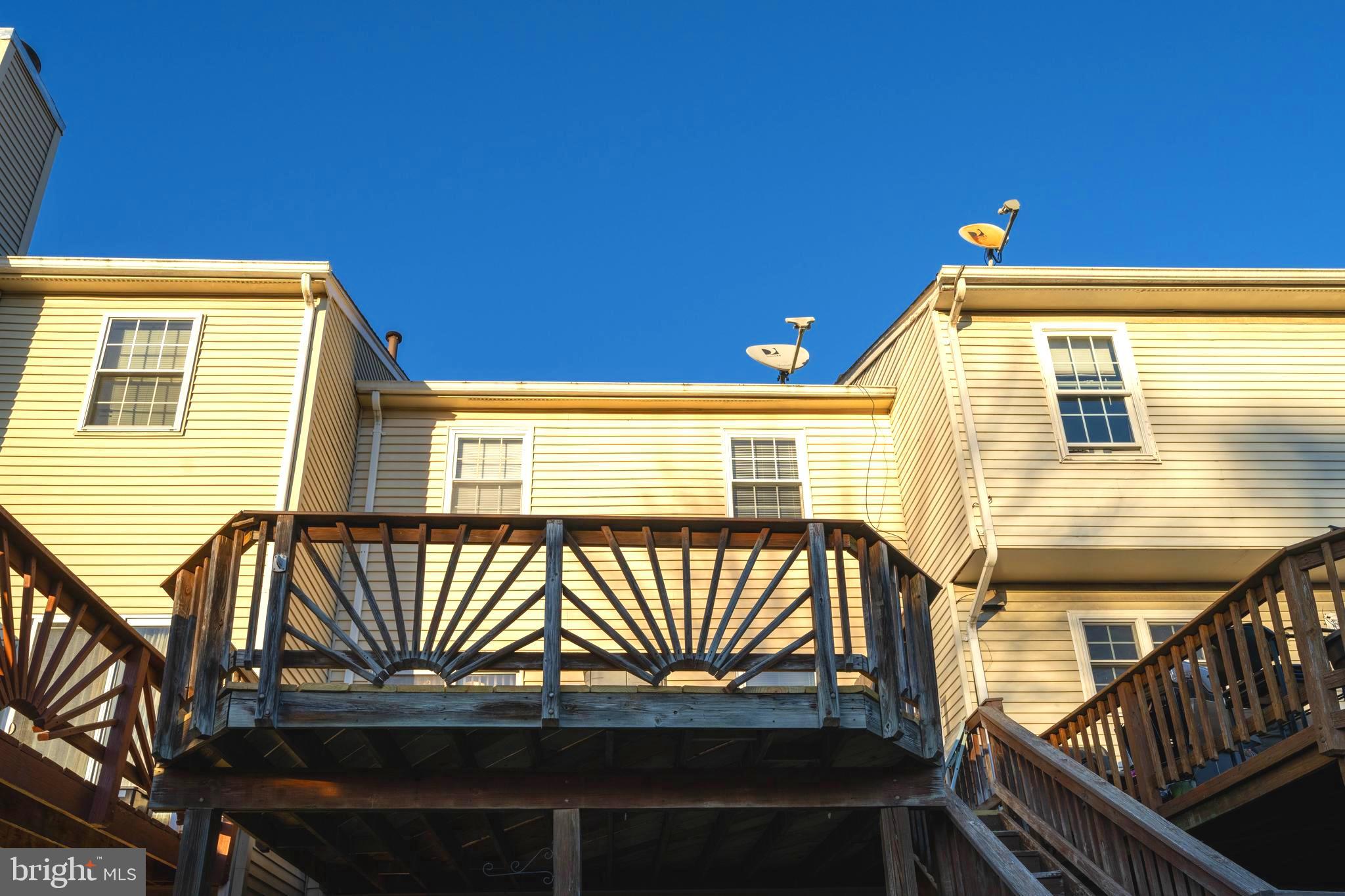 CLIFTON TOWNES - Residential