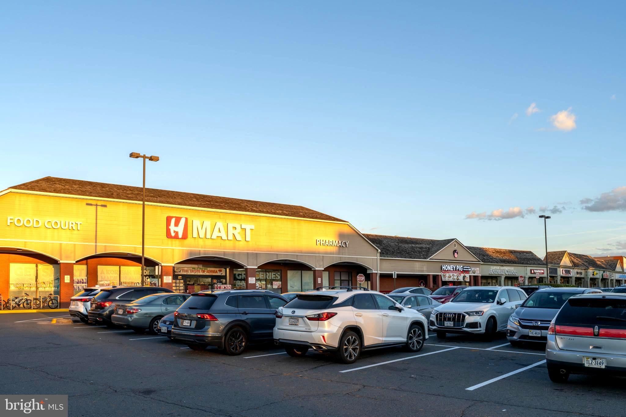 CLIFTON TOWNES - Residential