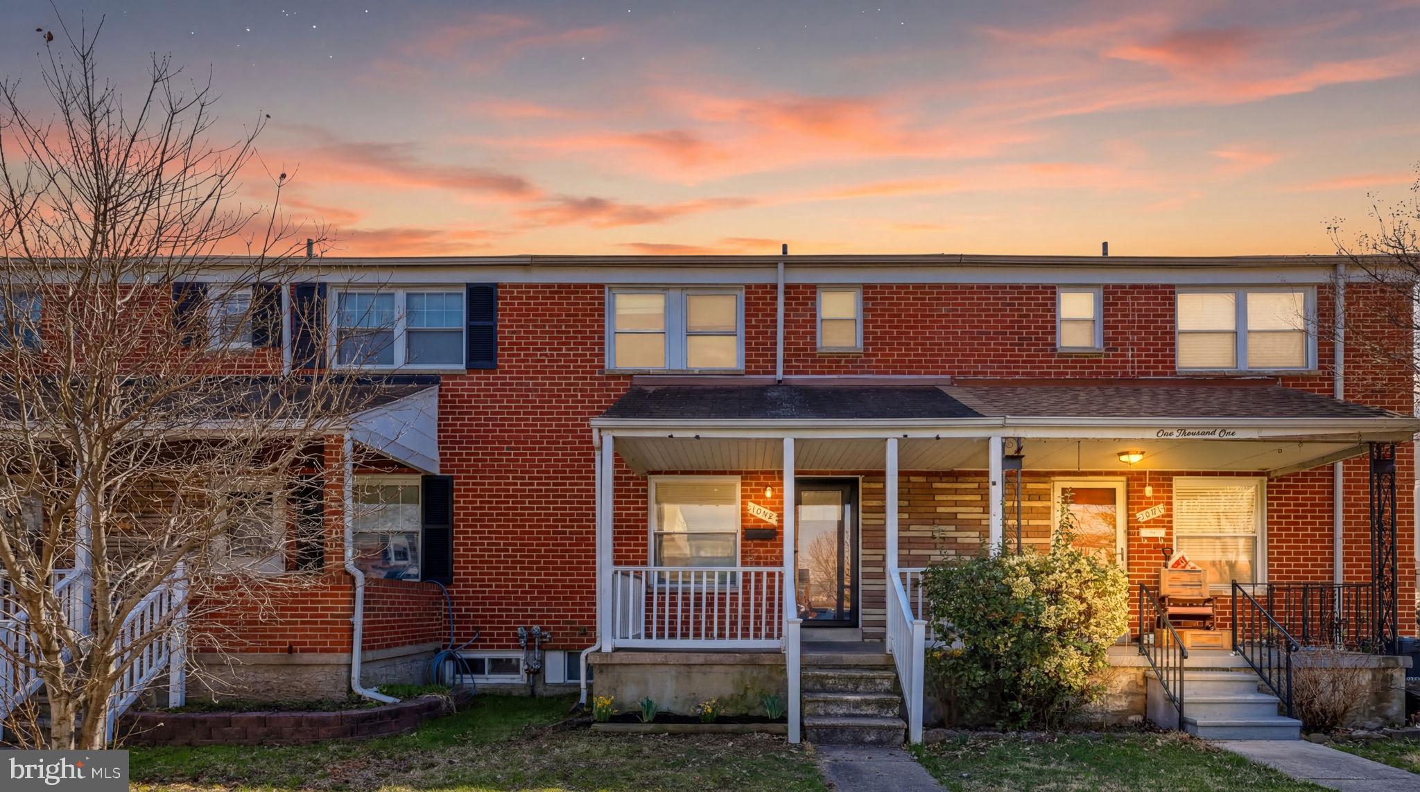 FOX RIDGE MANOR - Residential