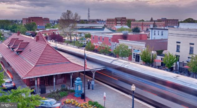 BRADLEY SQUARE - Residential