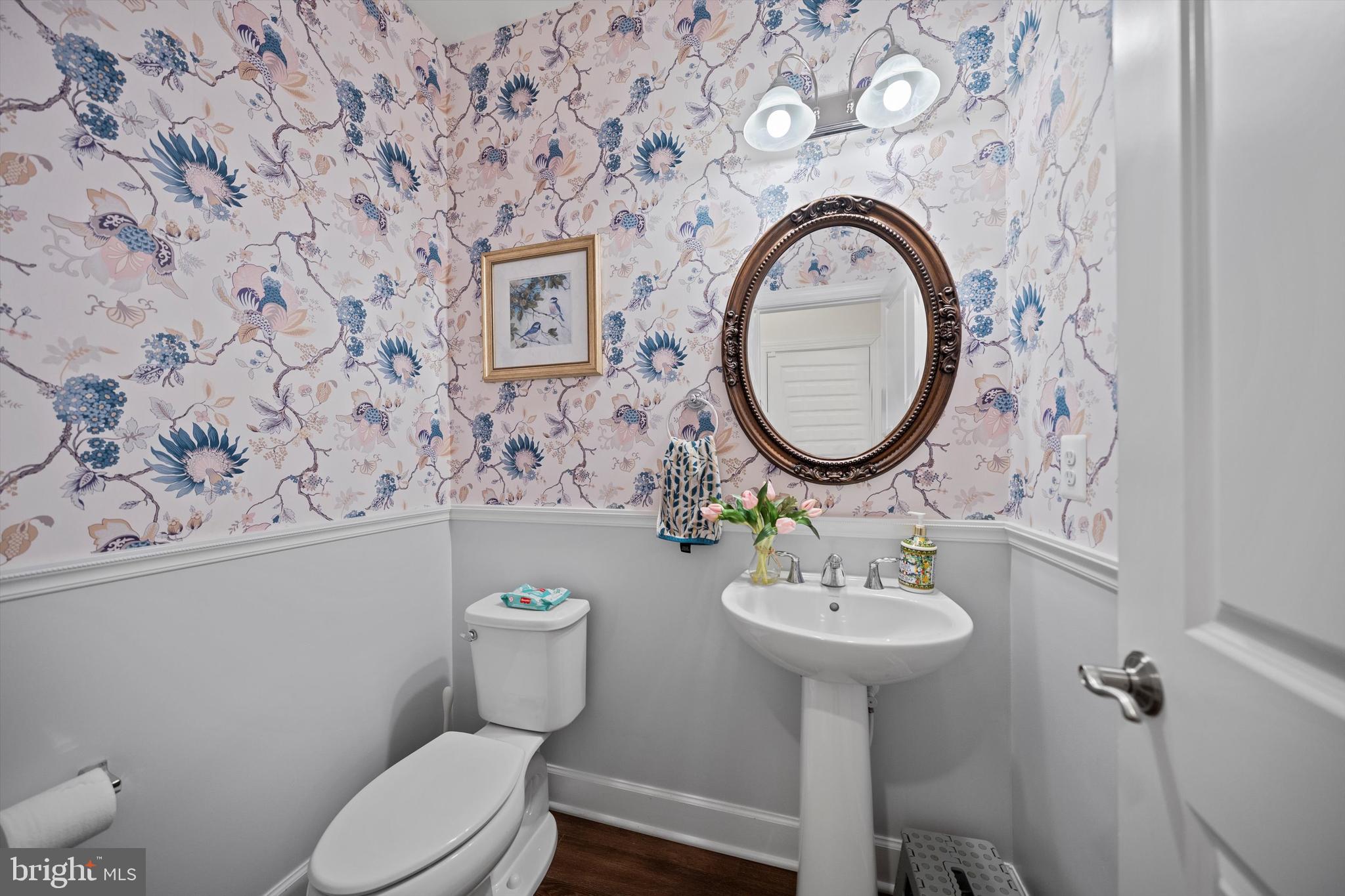 BRADLEY SQUARE - Residential