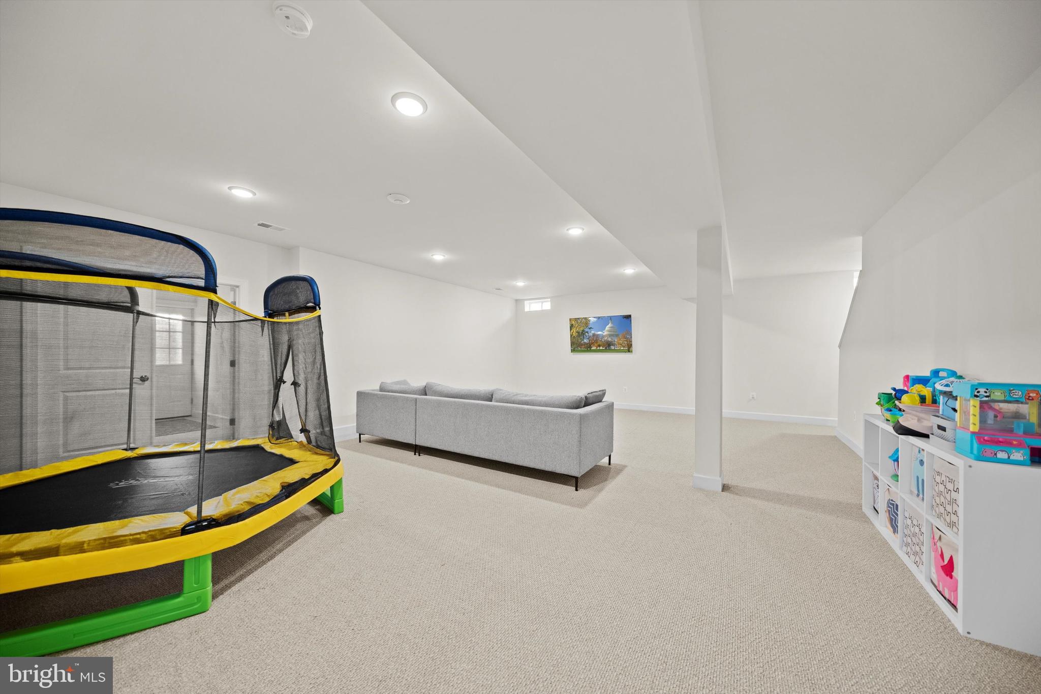 BRADLEY SQUARE - Residential