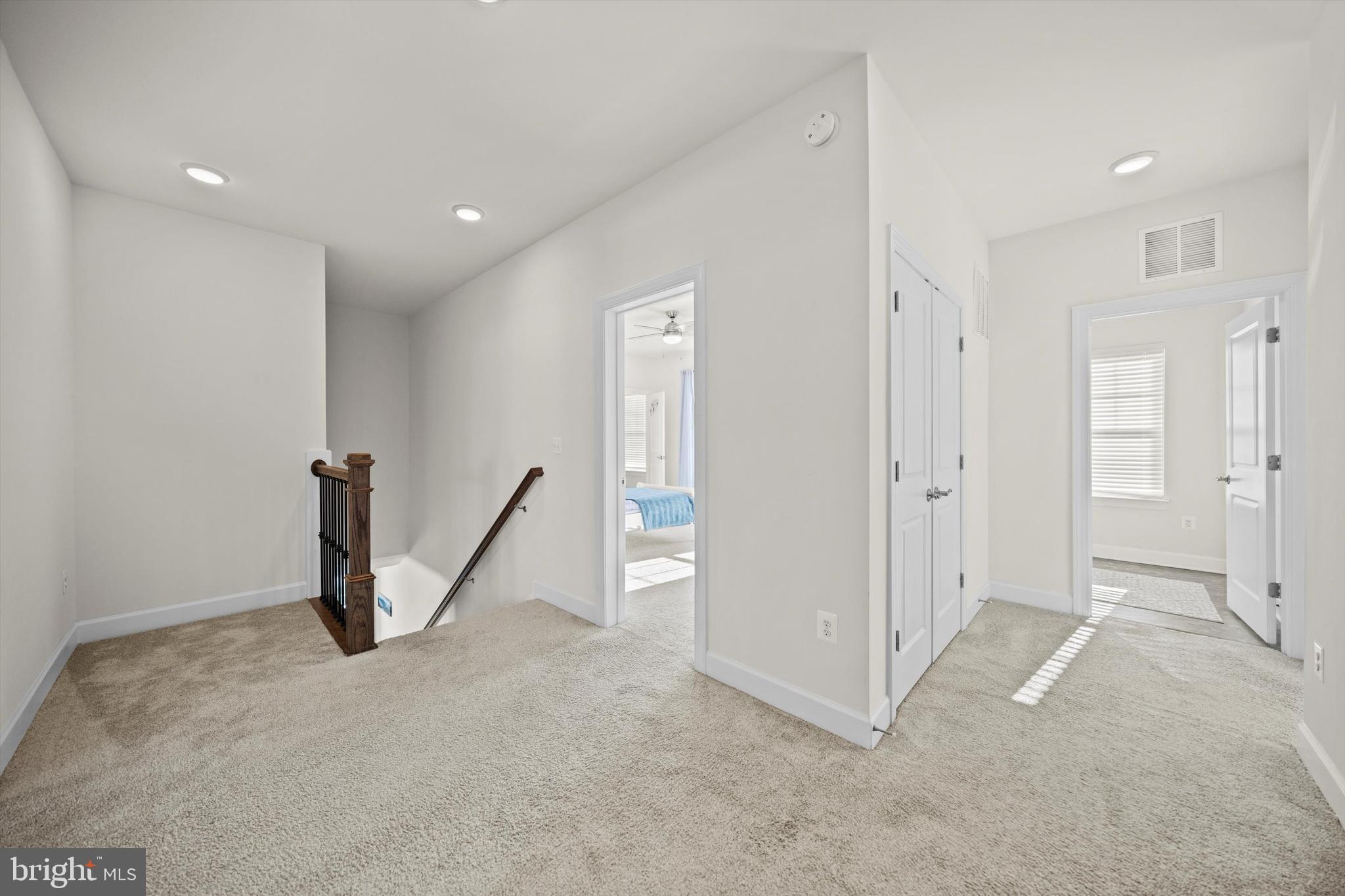 BRADLEY SQUARE - Residential