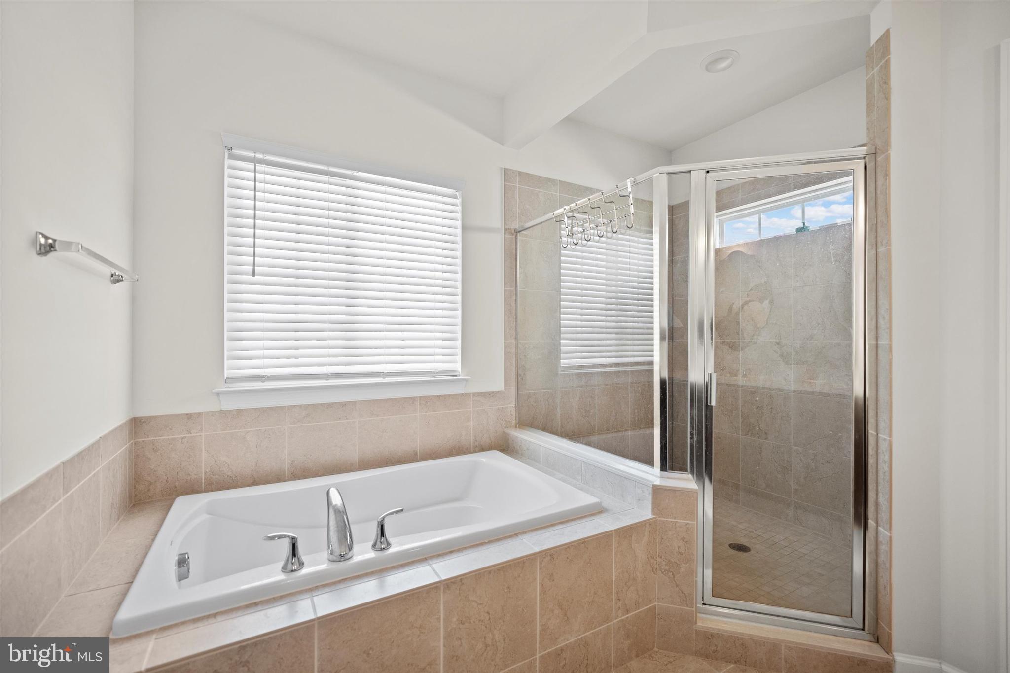 BRADLEY SQUARE - Residential