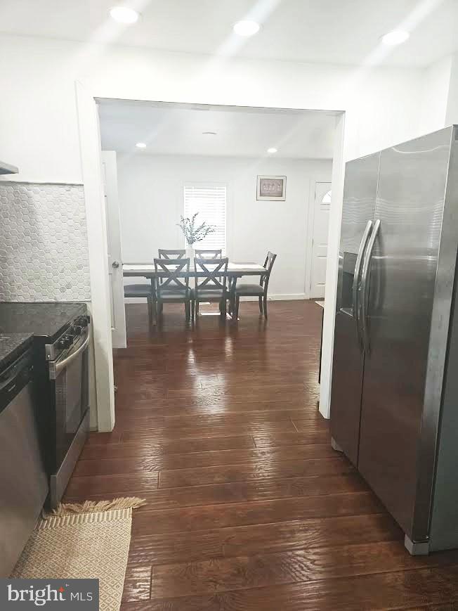 GROVETON HEIGHTS - Residential Lease