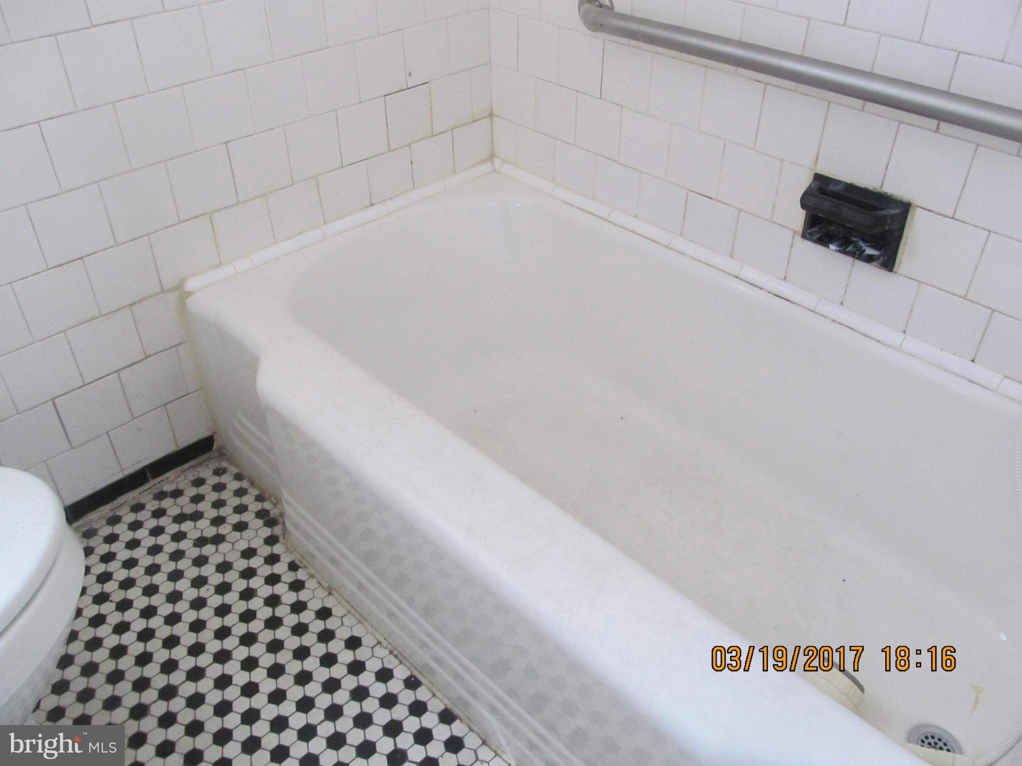 FALLSTAFF - Residential