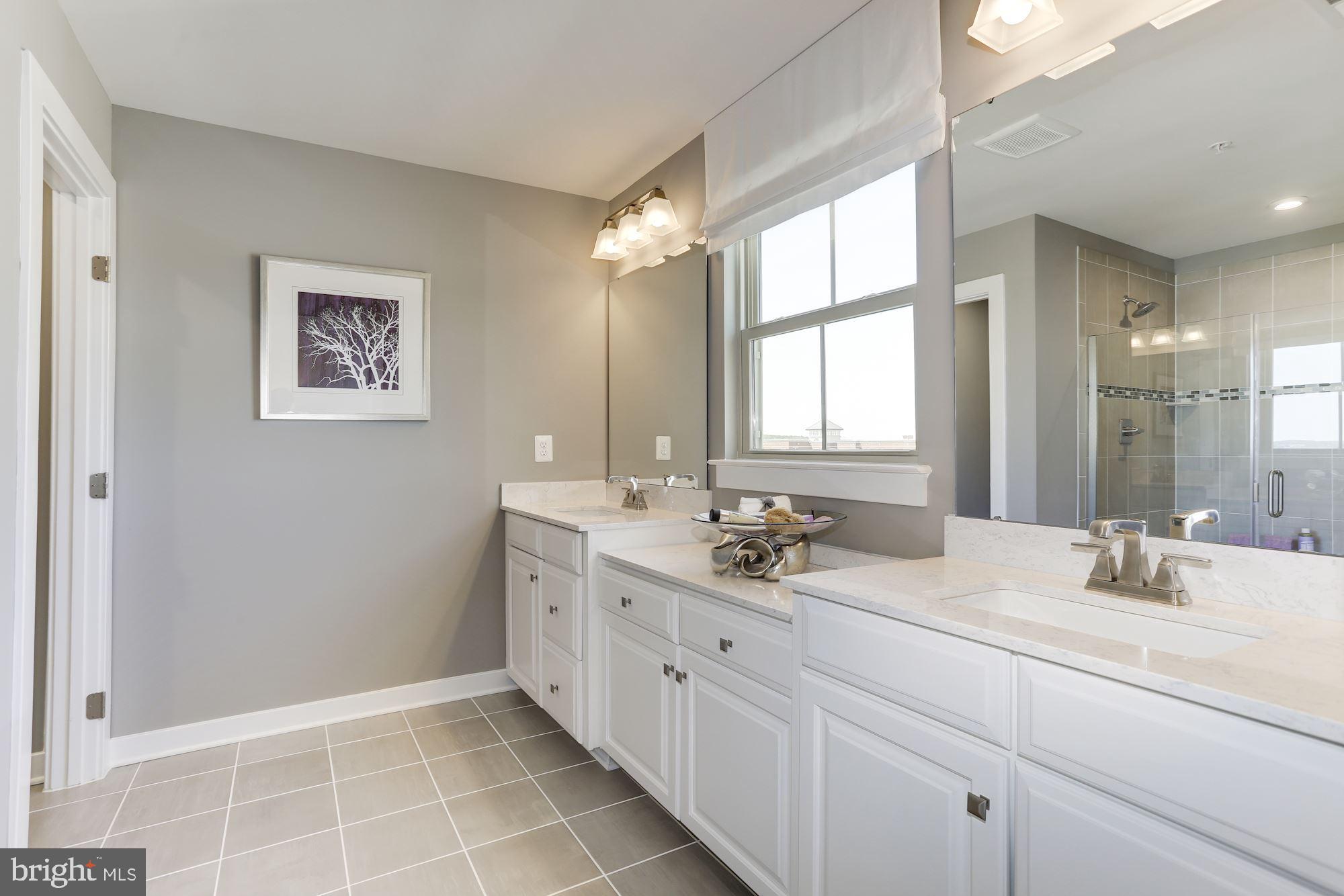 LAKE LINGANORE OAKDALE - Residential