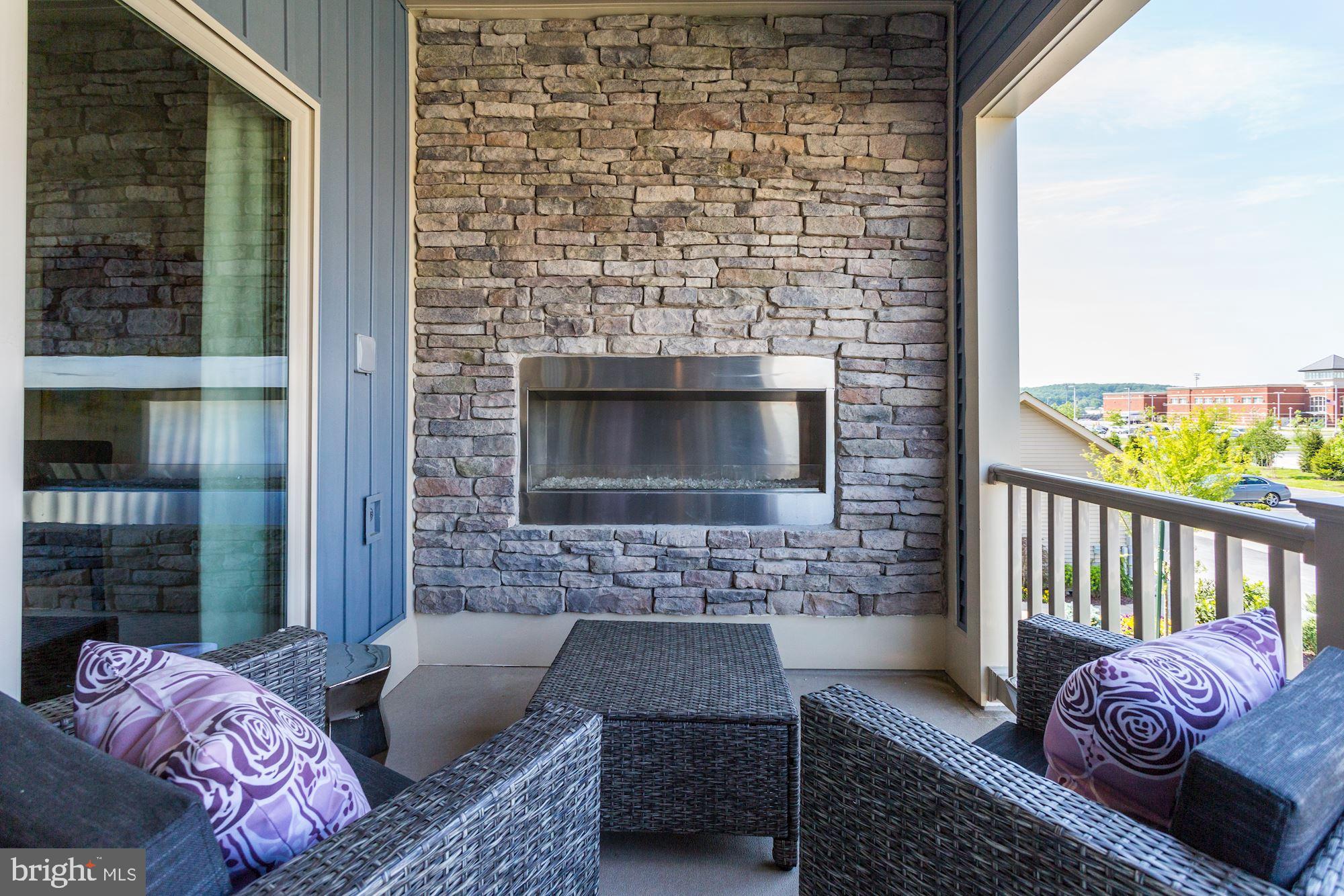 LAKE LINGANORE OAKDALE - Residential