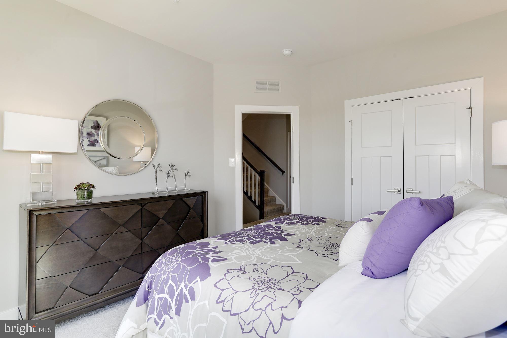 LAKE LINGANORE OAKDALE - Residential