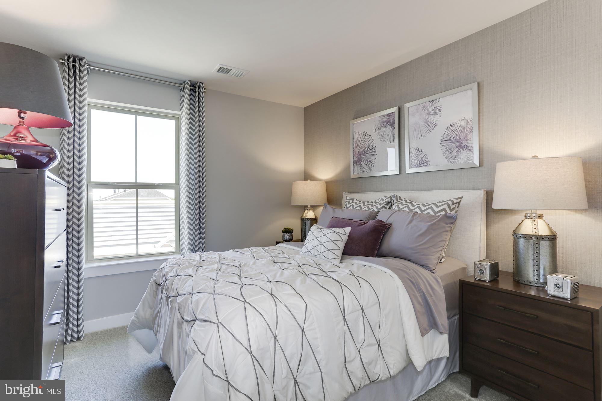 LAKE LINGANORE OAKDALE - Residential