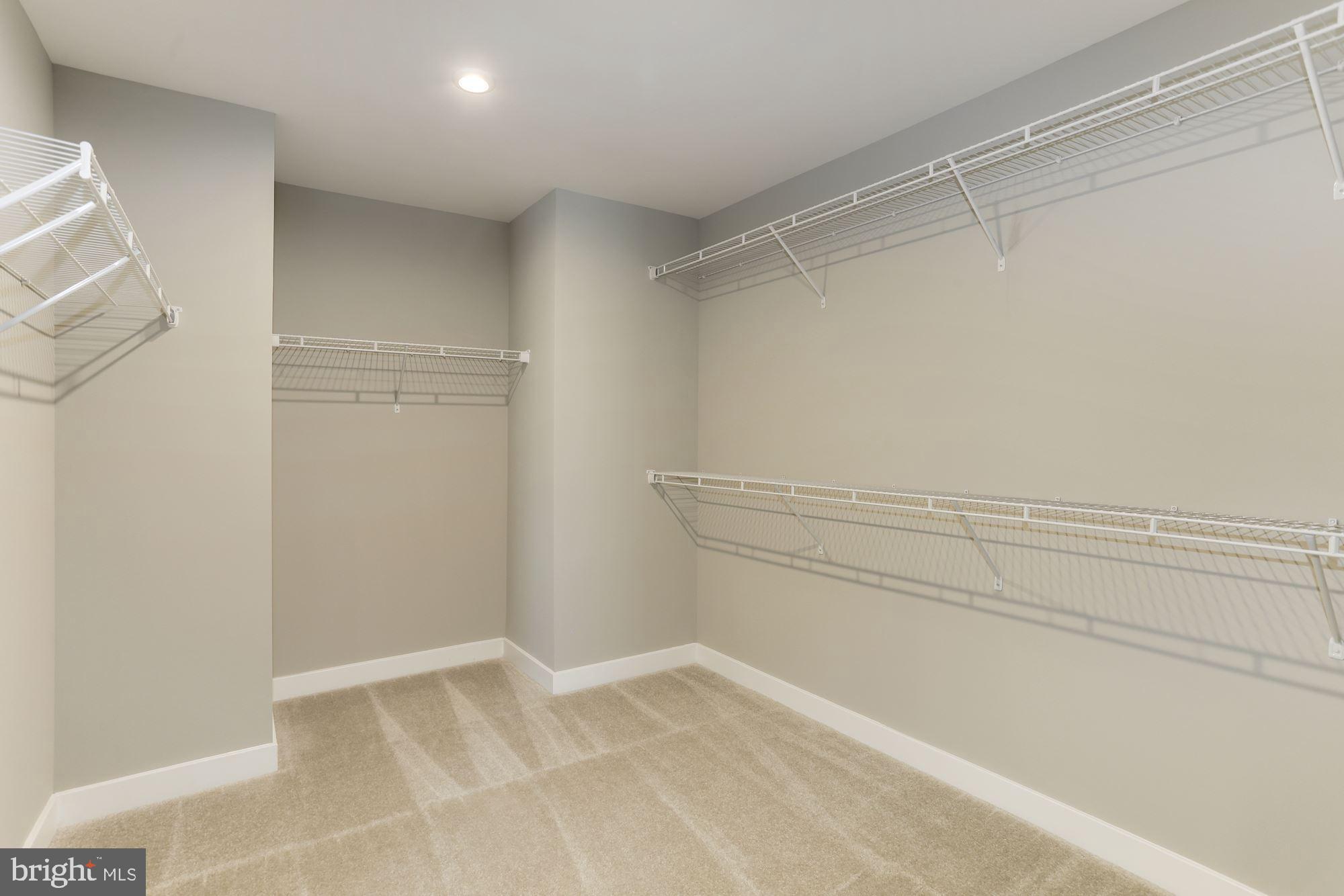 LAKE LINGANORE OAKDALE - Residential