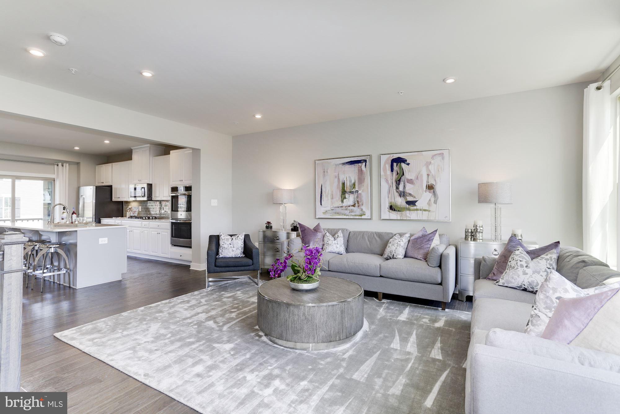 LAKE LINGANORE OAKDALE - Residential