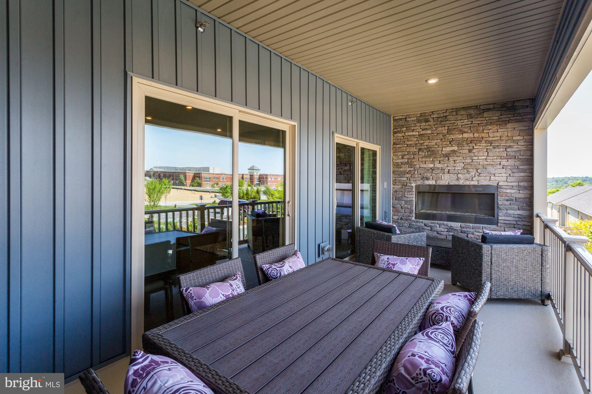 LAKE LINGANORE OAKDALE - Residential