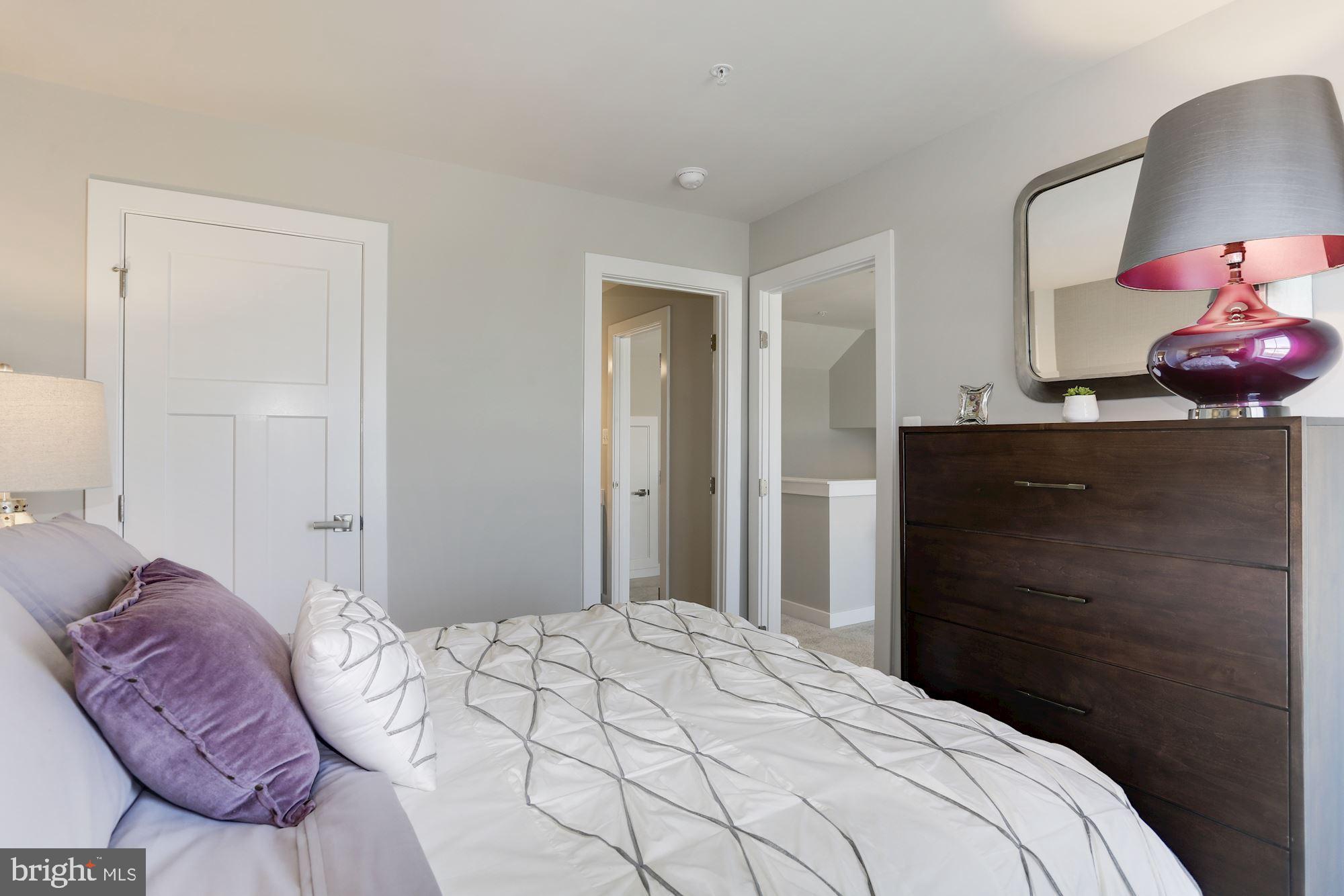 LAKE LINGANORE OAKDALE - Residential