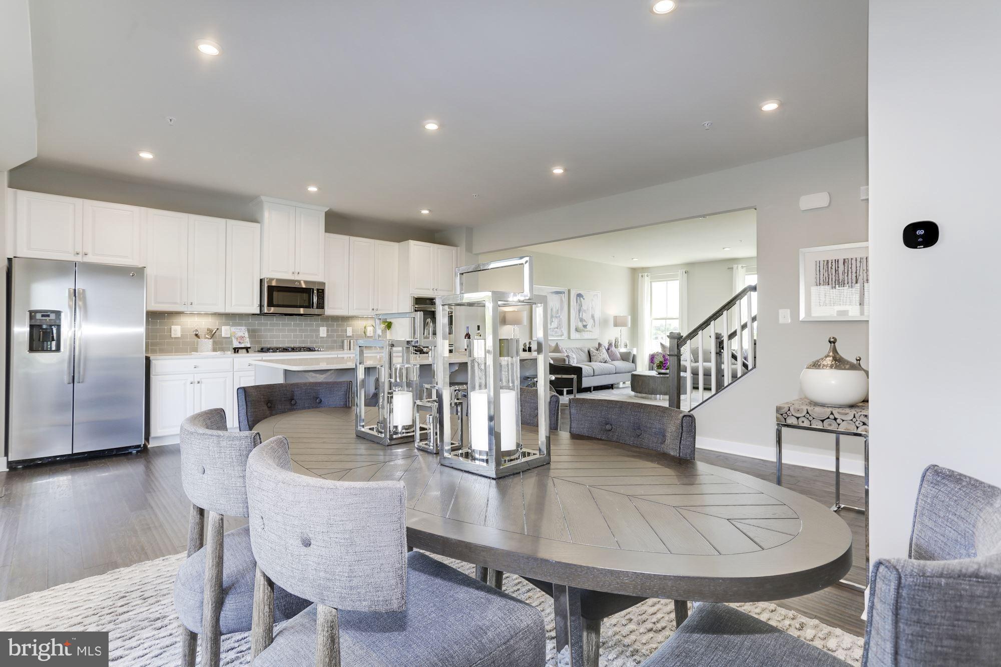 LAKE LINGANORE OAKDALE - Residential