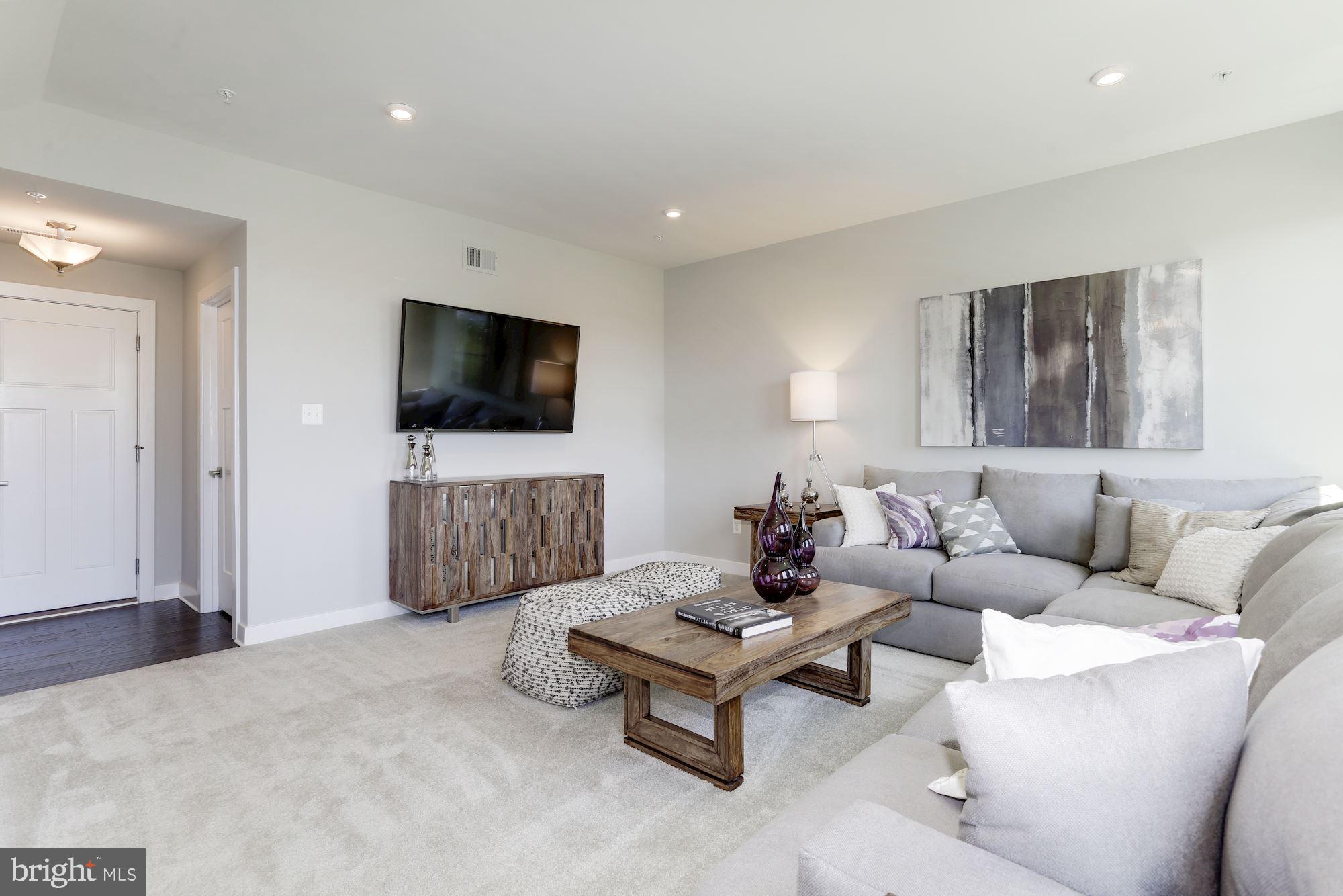 LAKE LINGANORE OAKDALE - Residential