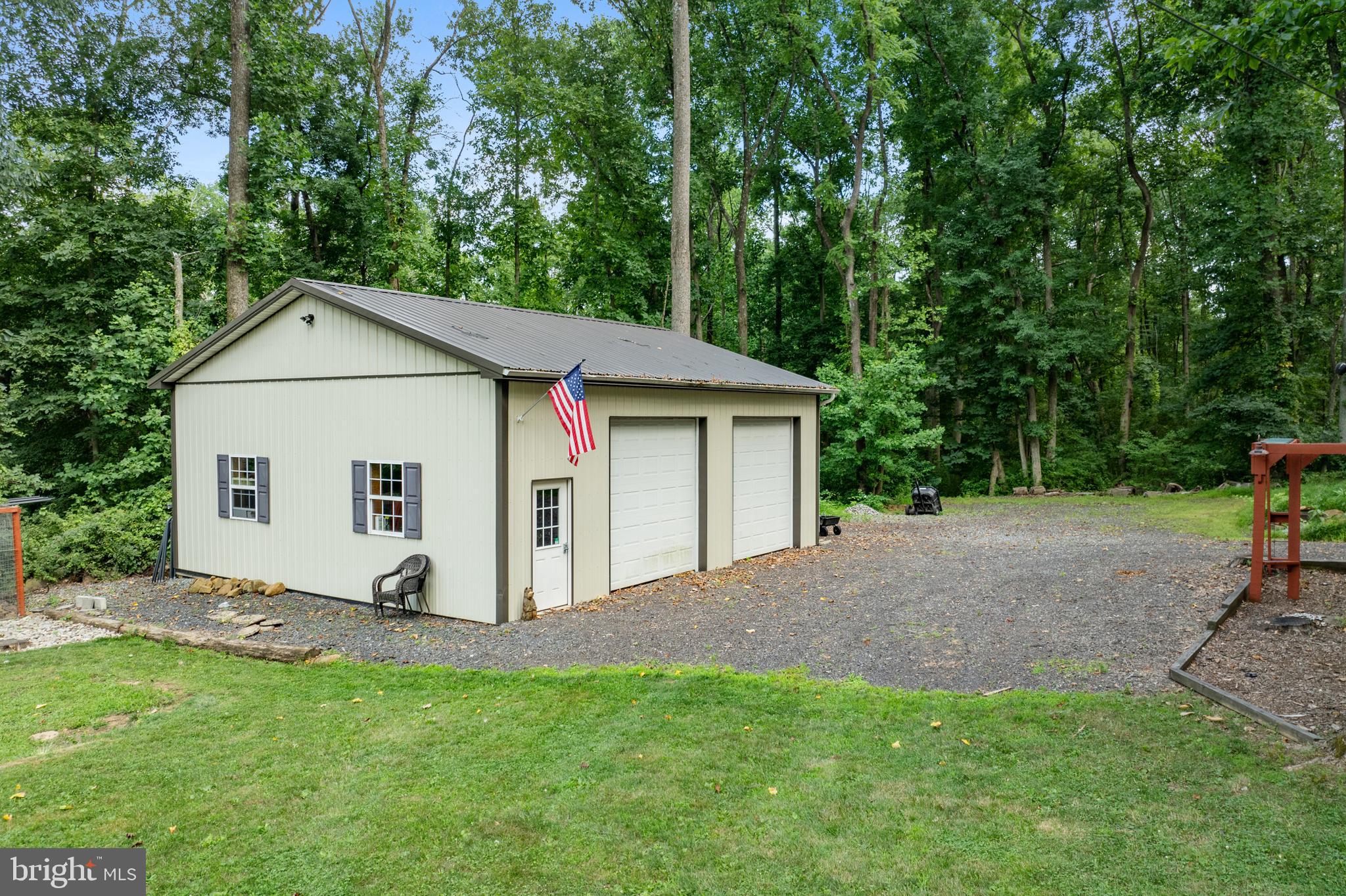 HIDDEN PARADISE - Residential