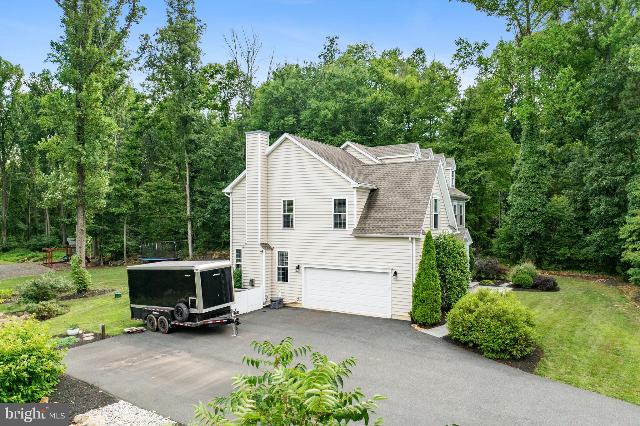 HIDDEN PARADISE - Residential