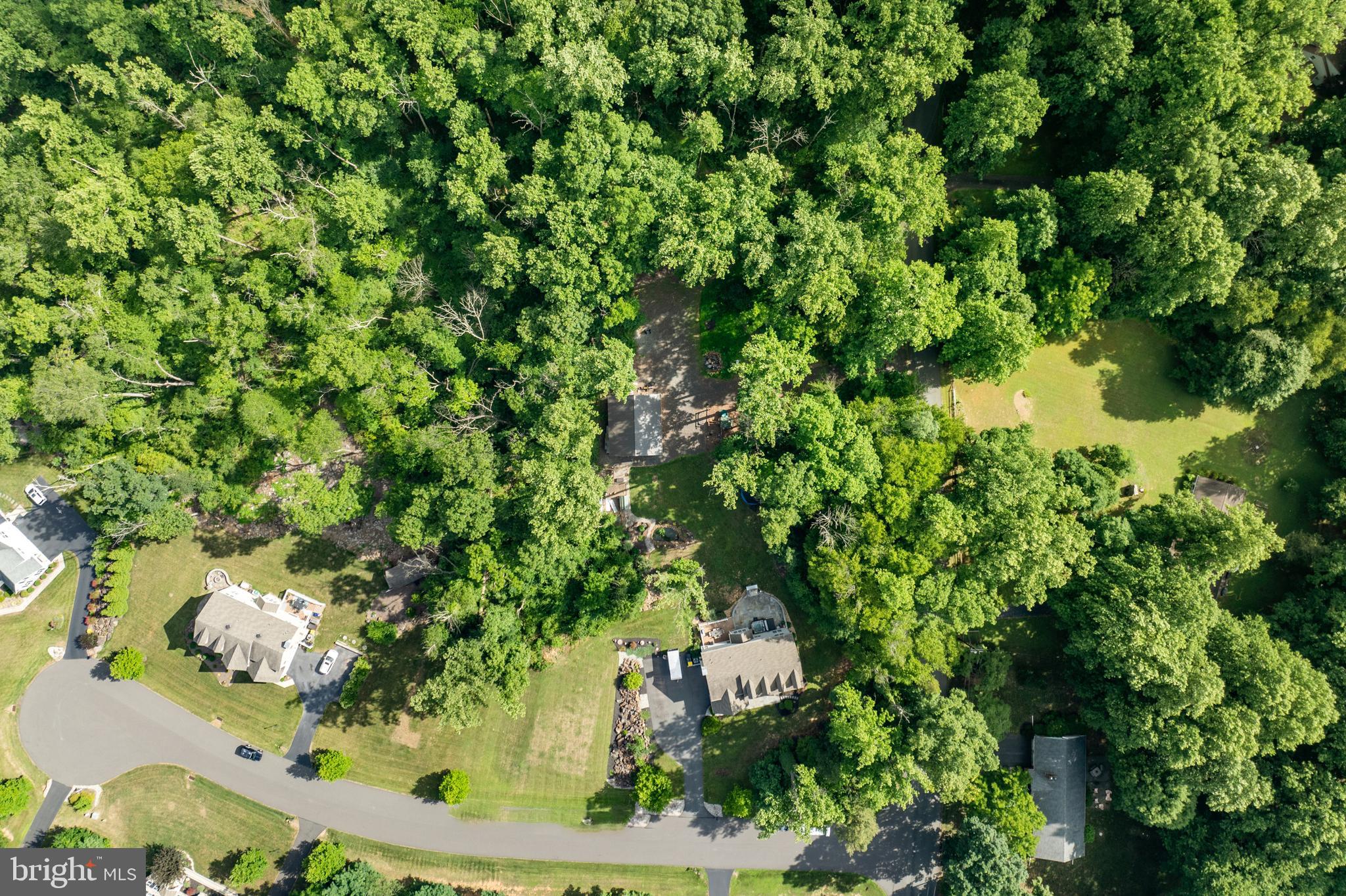 HIDDEN PARADISE - Residential