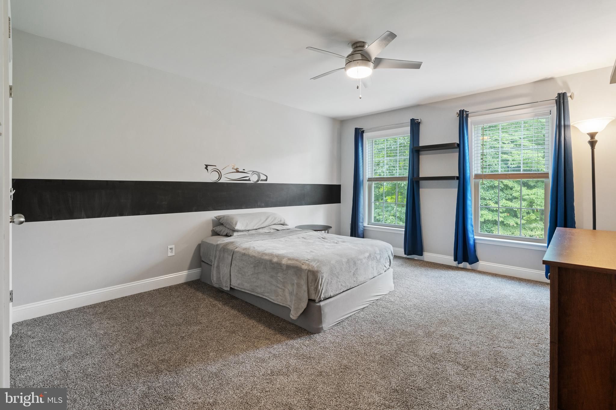 HIDDEN PARADISE - Residential