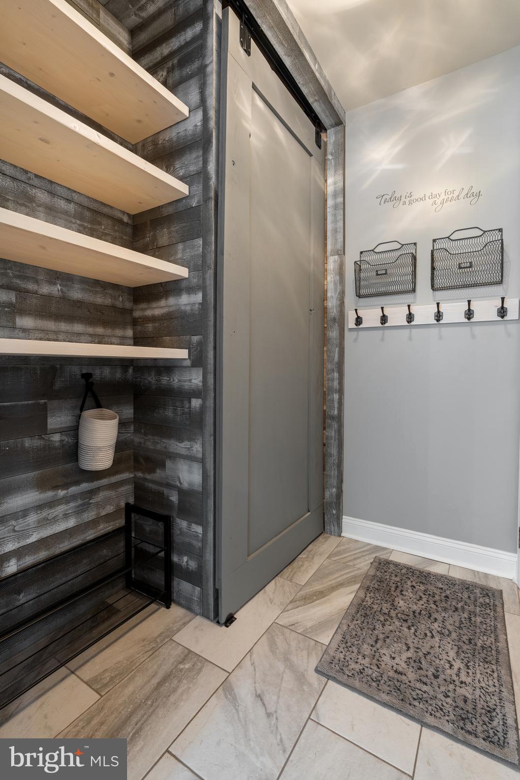 HIDDEN PARADISE - Residential