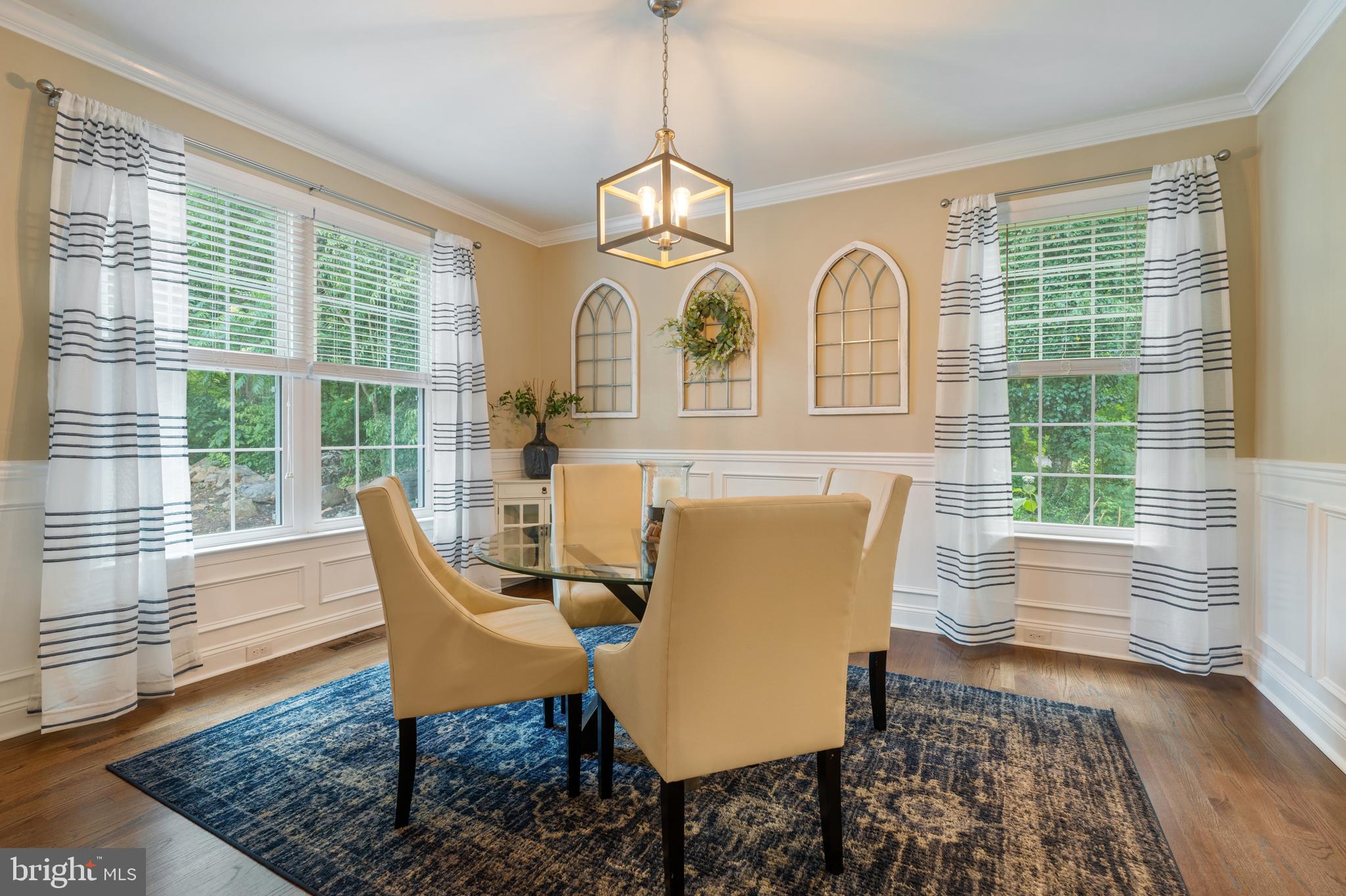 HIDDEN PARADISE - Residential