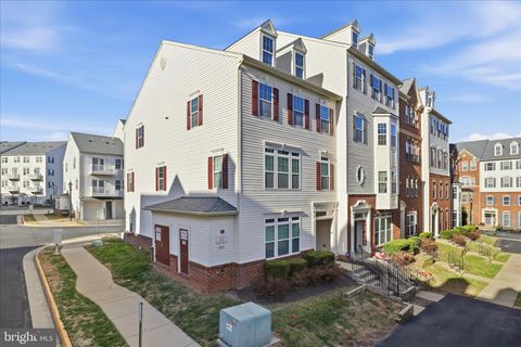 7455 BRUNSON CIRCLE GAINESVILLE VA 20155