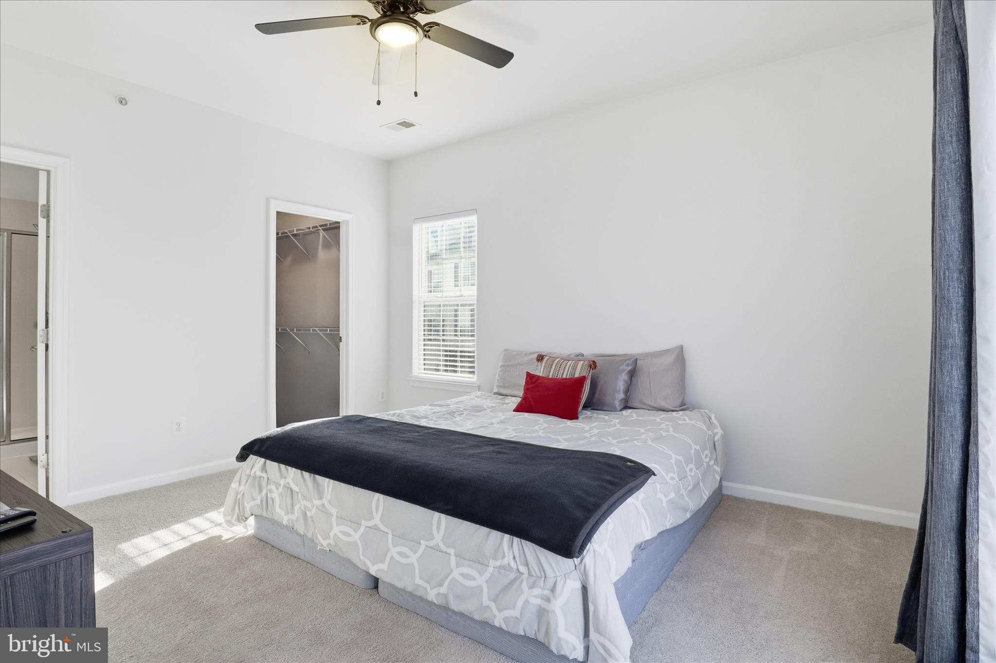 SOMERSET CONDO - Residential