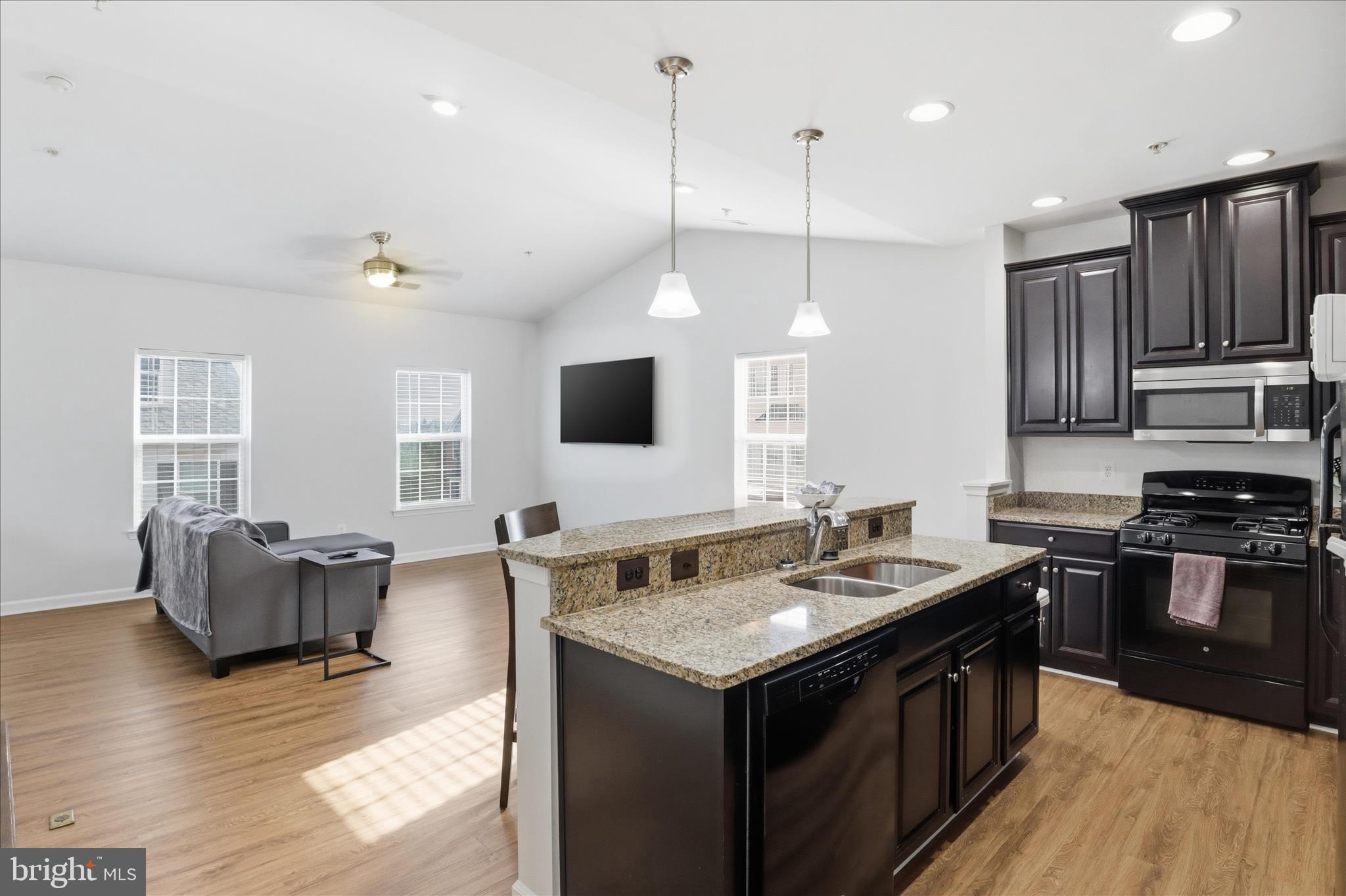 SOMERSET CONDO - Residential